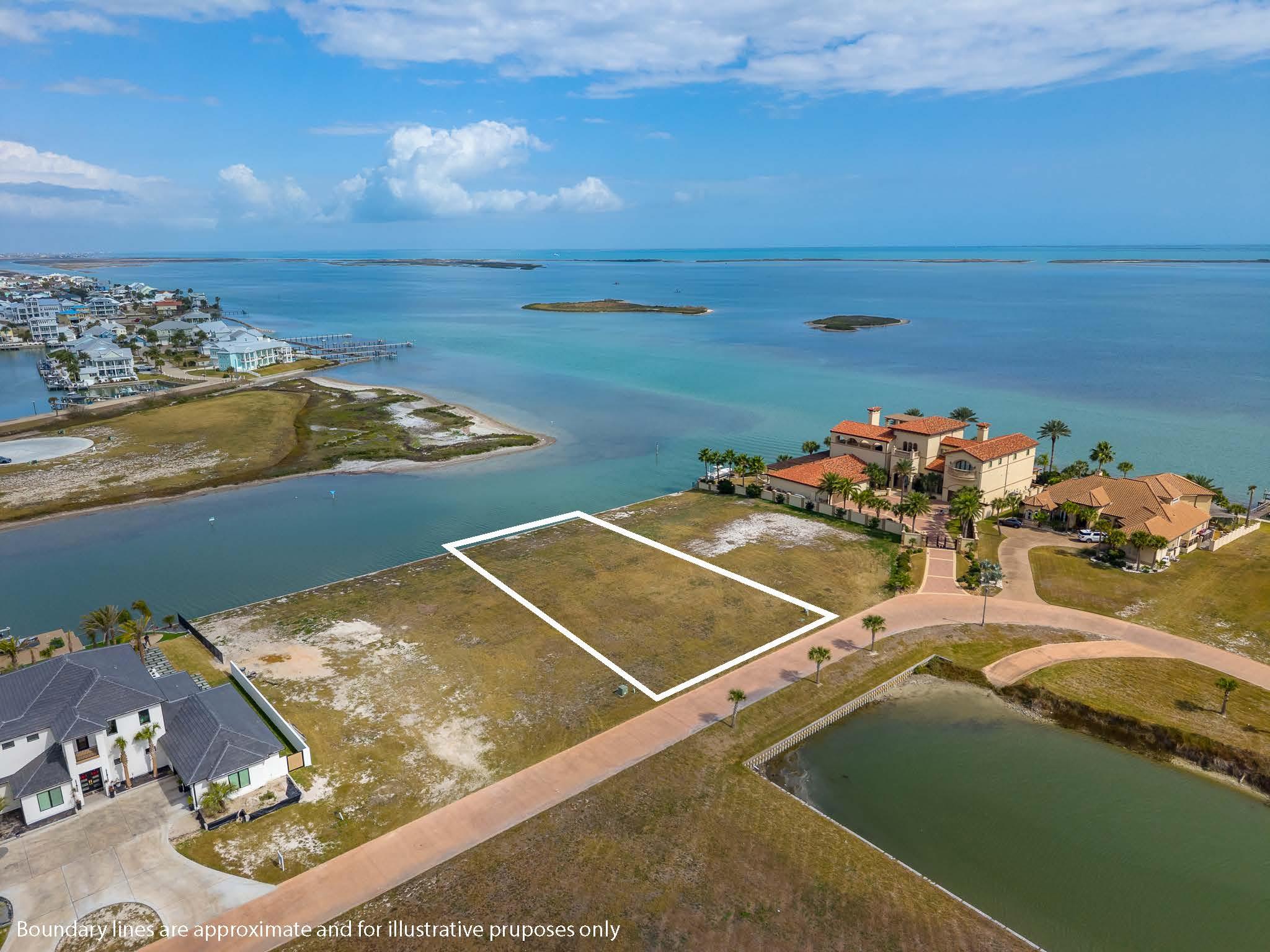 36 La Buena Vida Dr, Aransas Pass, TX 78336