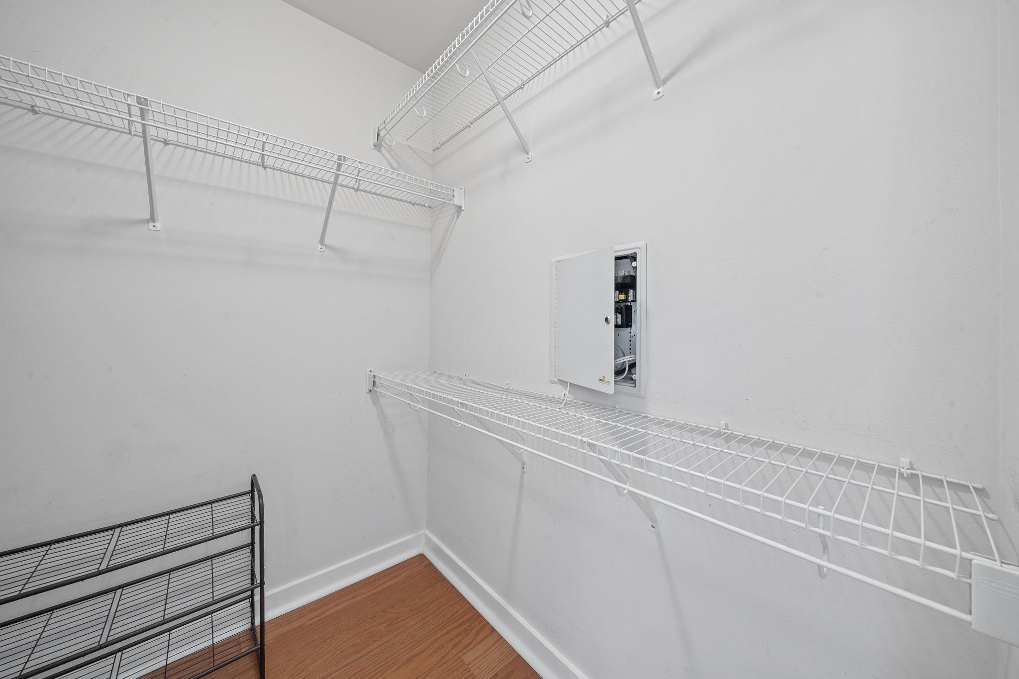 360 Nueces St # 1118, Austin, TX 78701