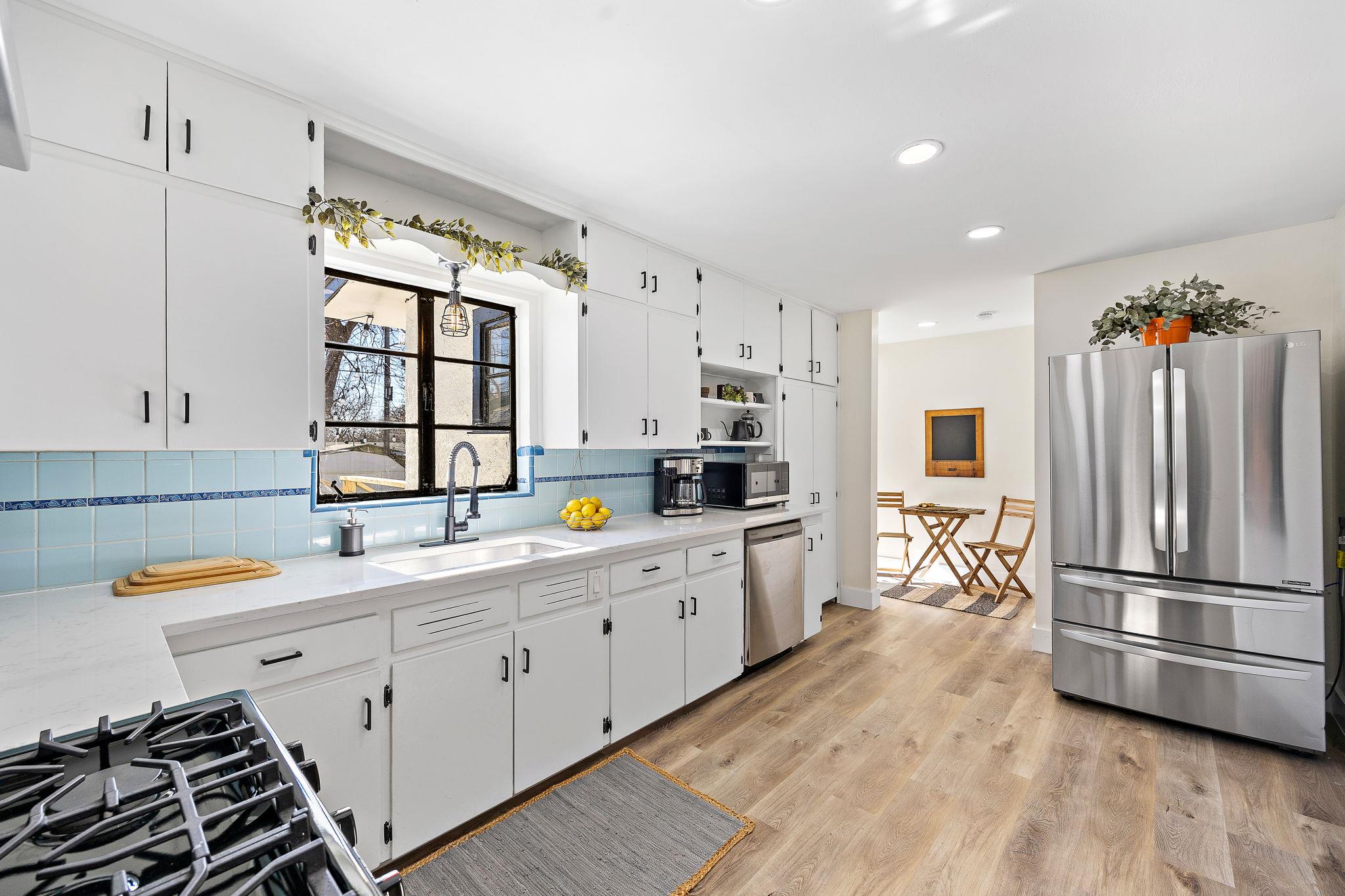 1317 Cloverleaf Dr, Austin, TX 78723