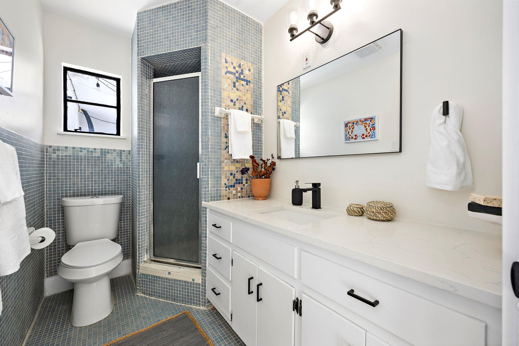 1317 Cloverleaf Dr, Austin, TX 78723