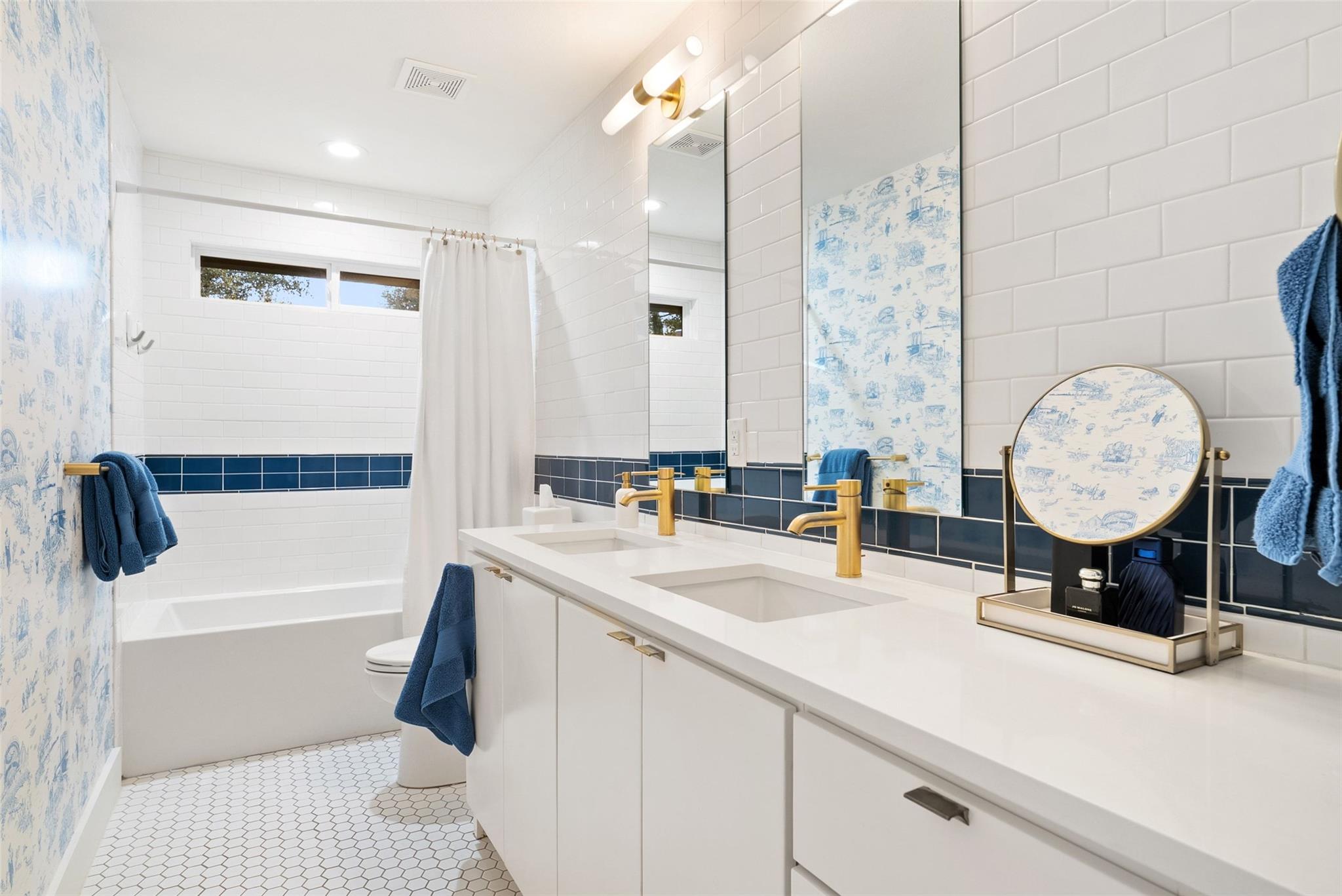 3302 Cherry Tree Cir, Austin, TX 78731