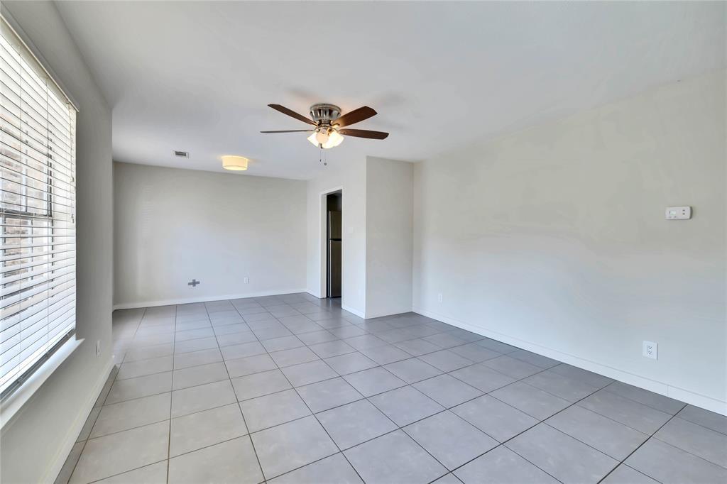 2406 Sheri Oak Ln, Austin, TX 78748