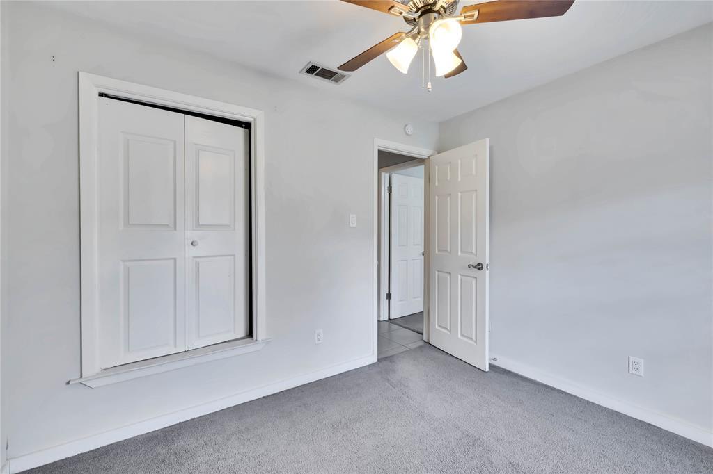 2406 Sheri Oak Ln, Austin, TX 78748