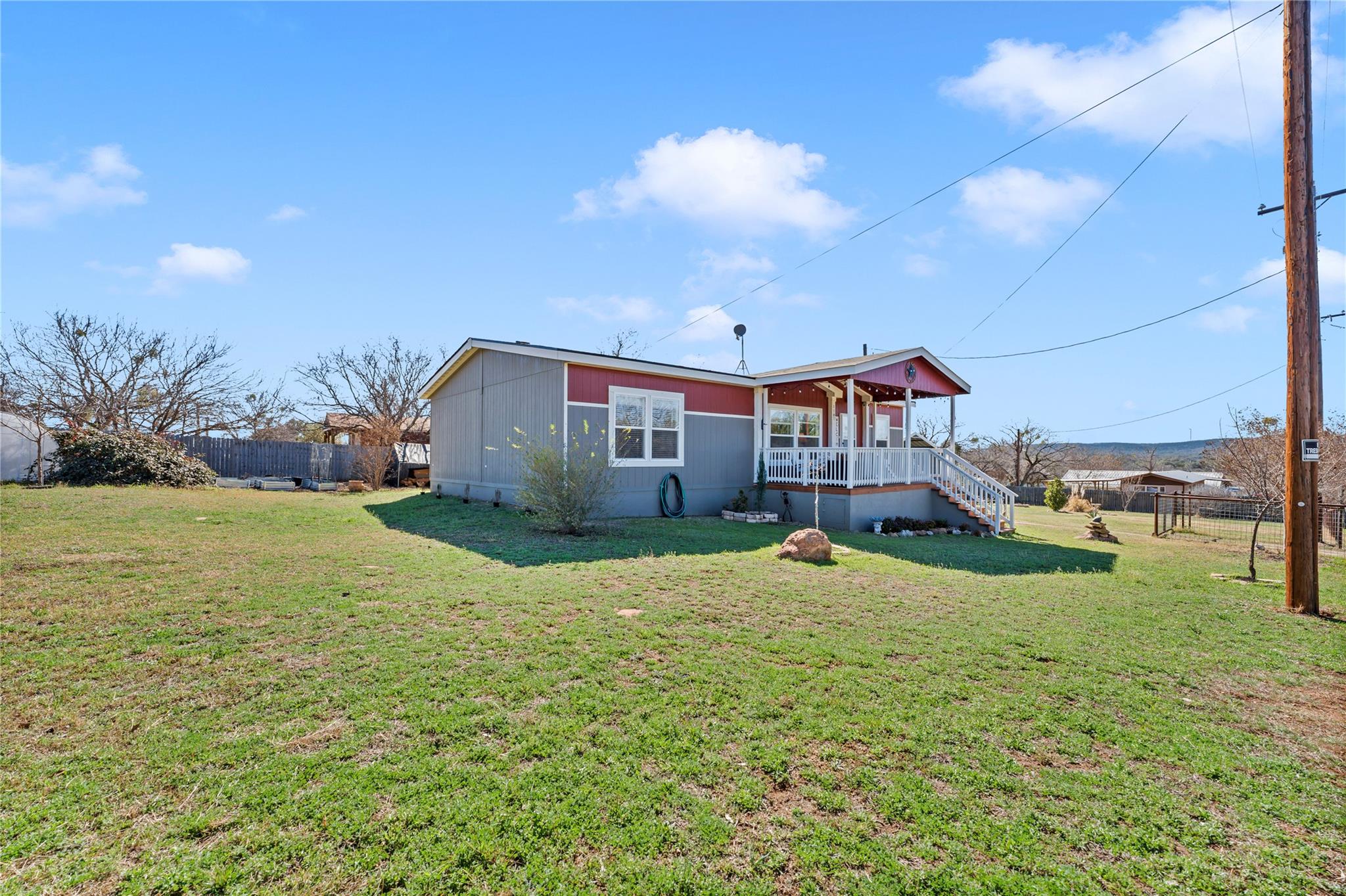 1107 Seneca Dr, Burnet, TX 78611