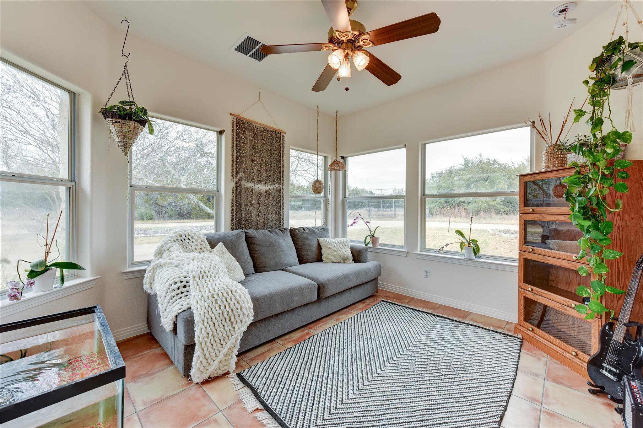 109 Vista Oaks Dr, Dripping Springs, TX 78620