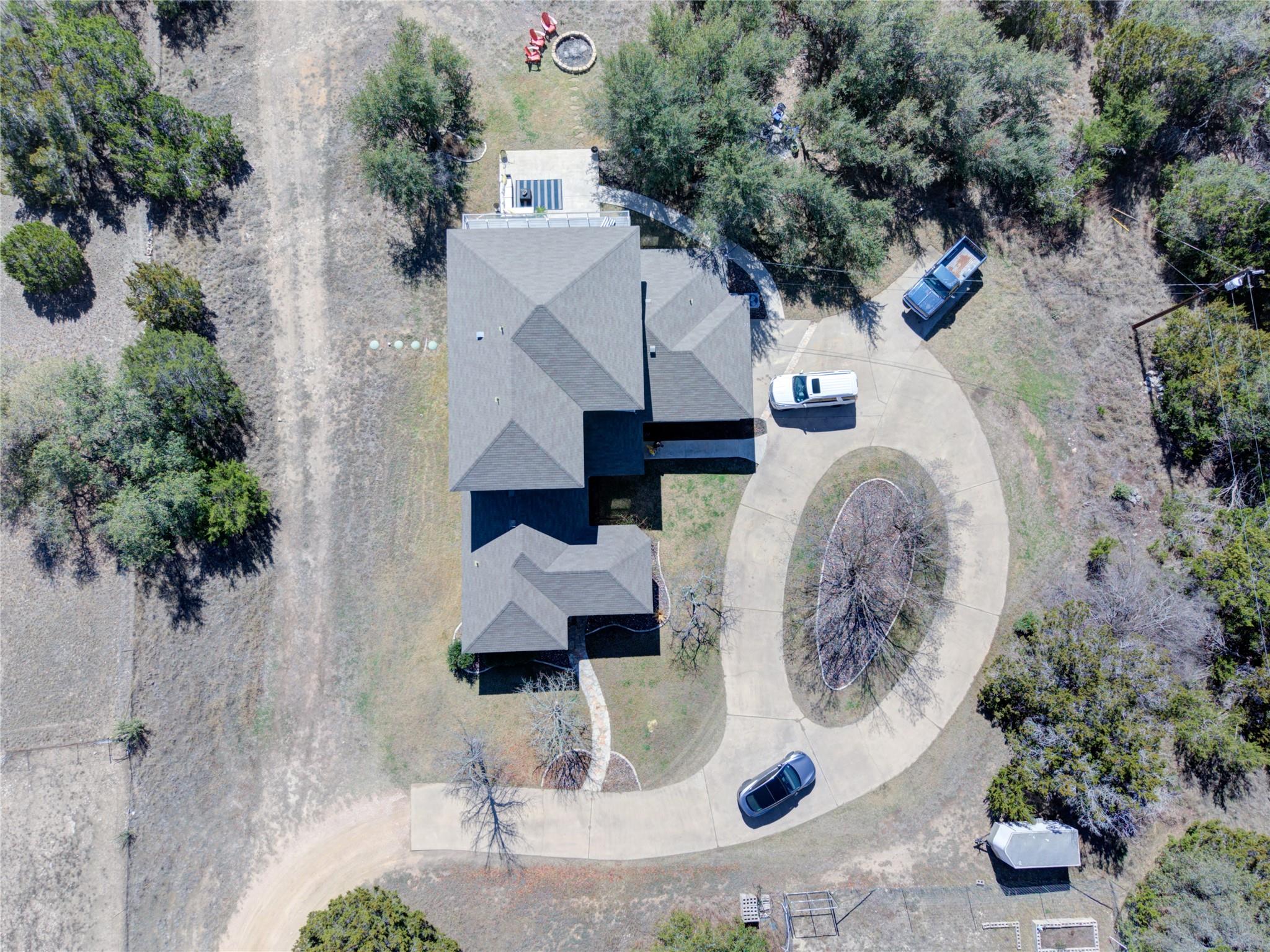 109 Vista Oaks Dr, Dripping Springs, TX 78620