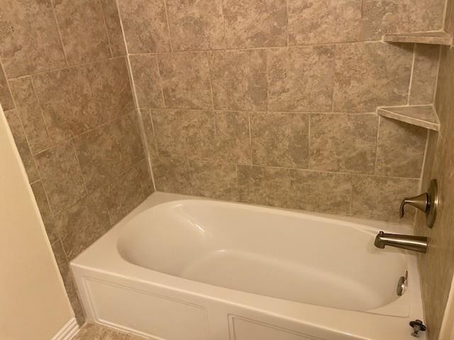 10004 Epic Knoll Dr, Austin, TX 78747