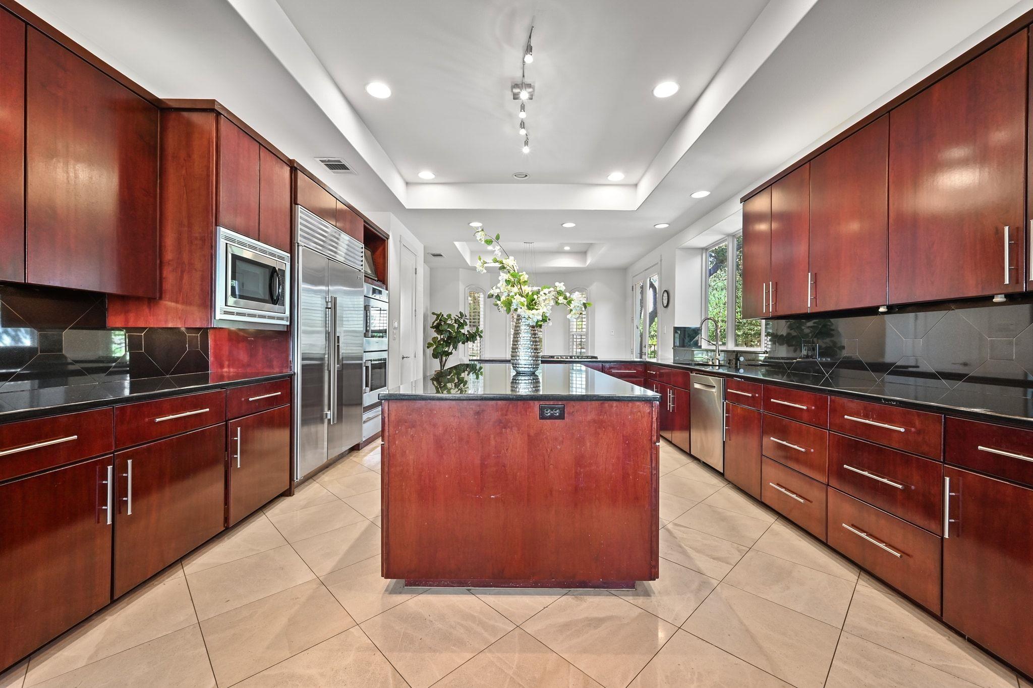 405 Barrett Ln, Austin, TX 78733