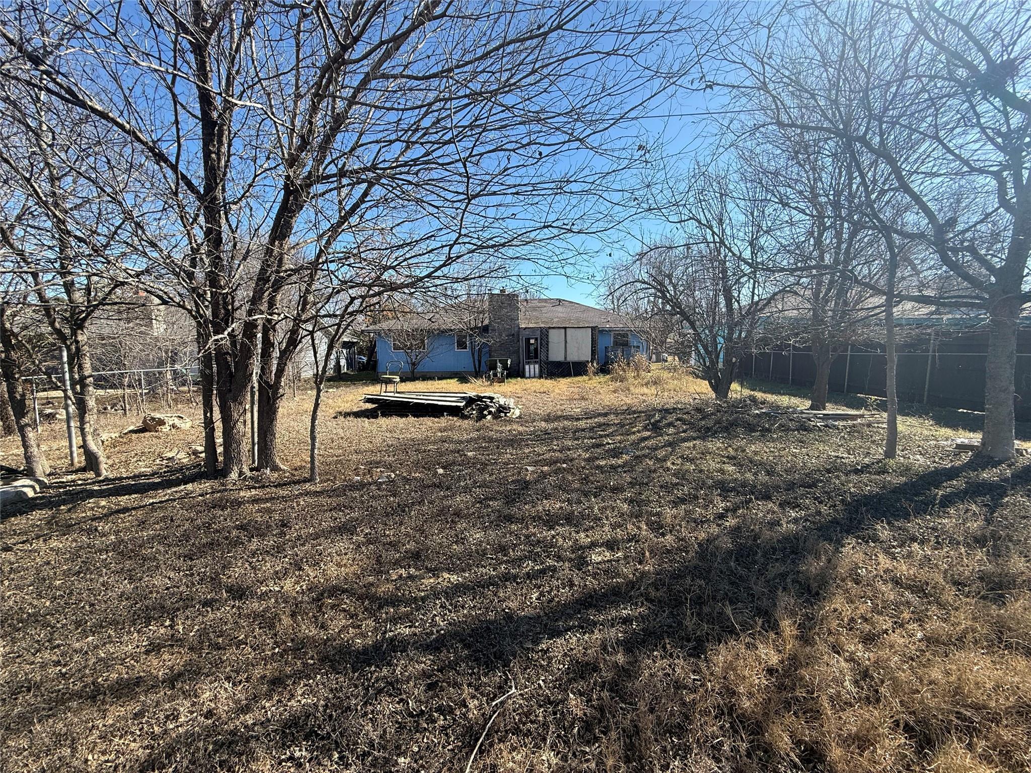 404 Meadowcreek Cir, Round Rock, TX 78664