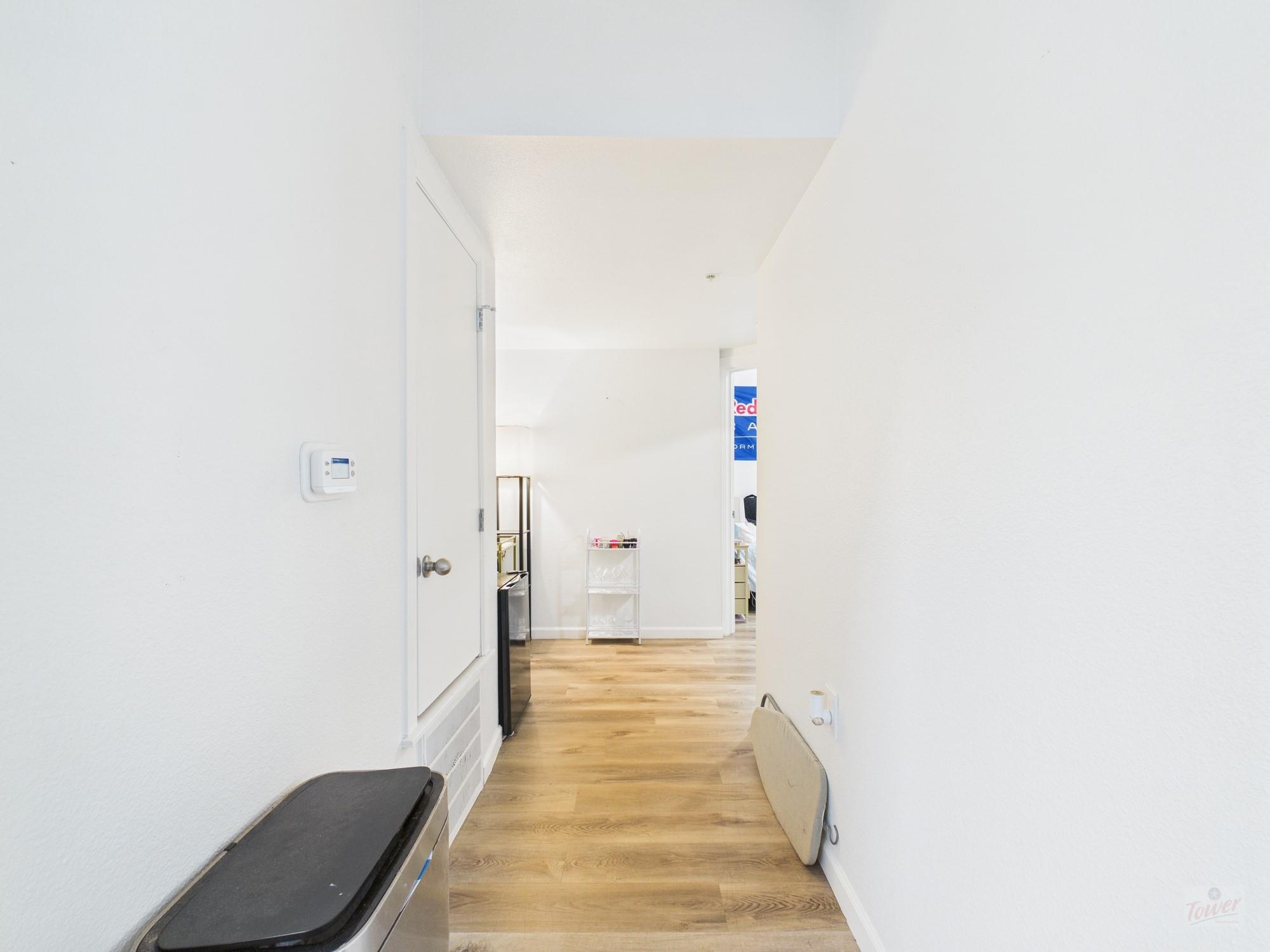 911 W 22nd St # 204, Austin, TX 78705