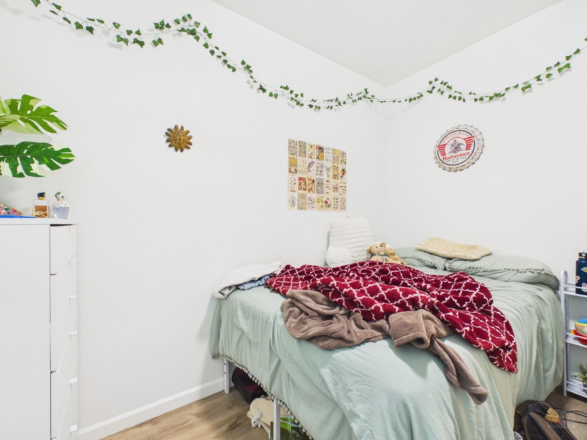 911 W 22nd St # 304, Austin, TX 78705