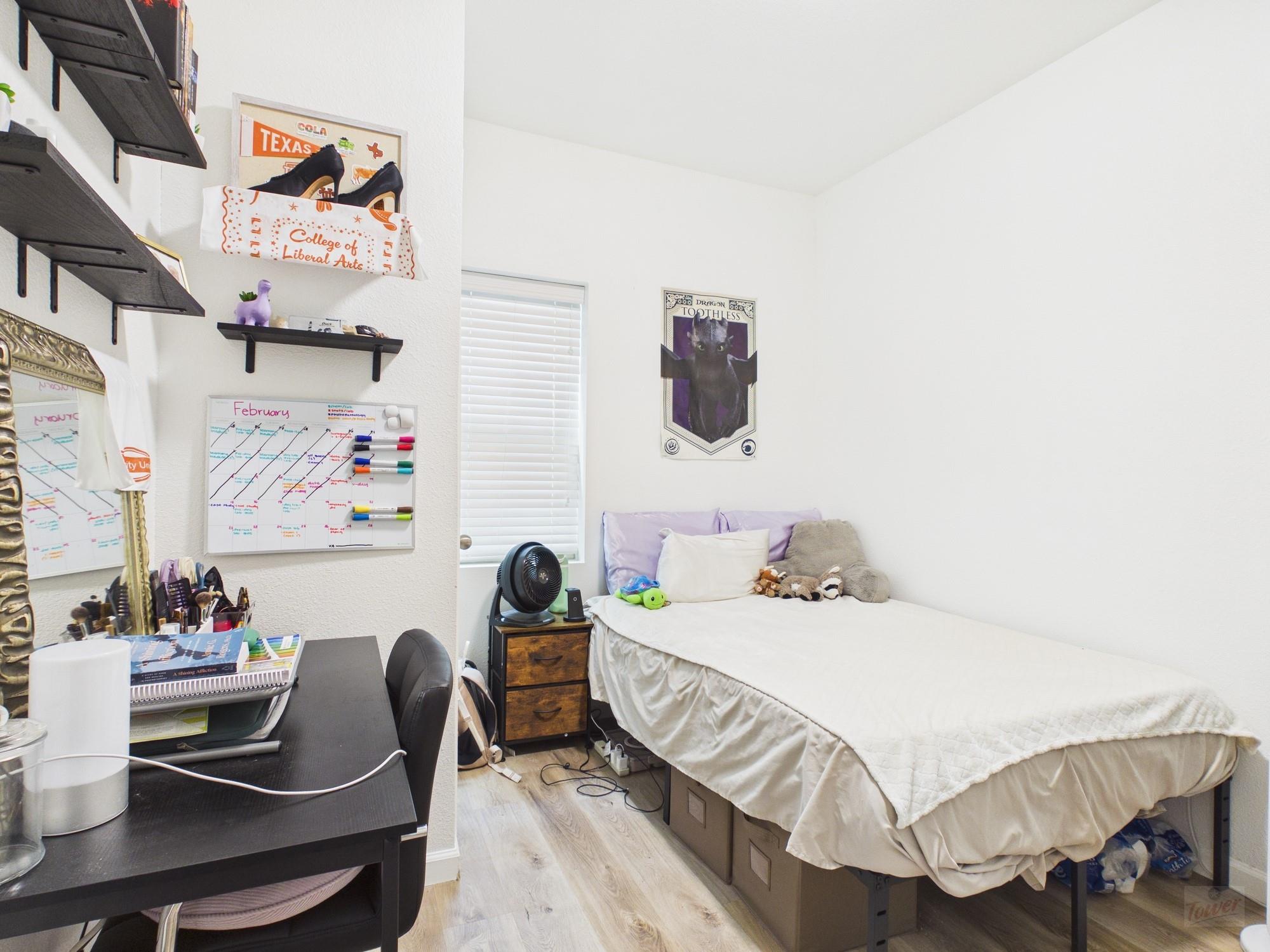 911 W 22nd St # 304, Austin, TX 78705