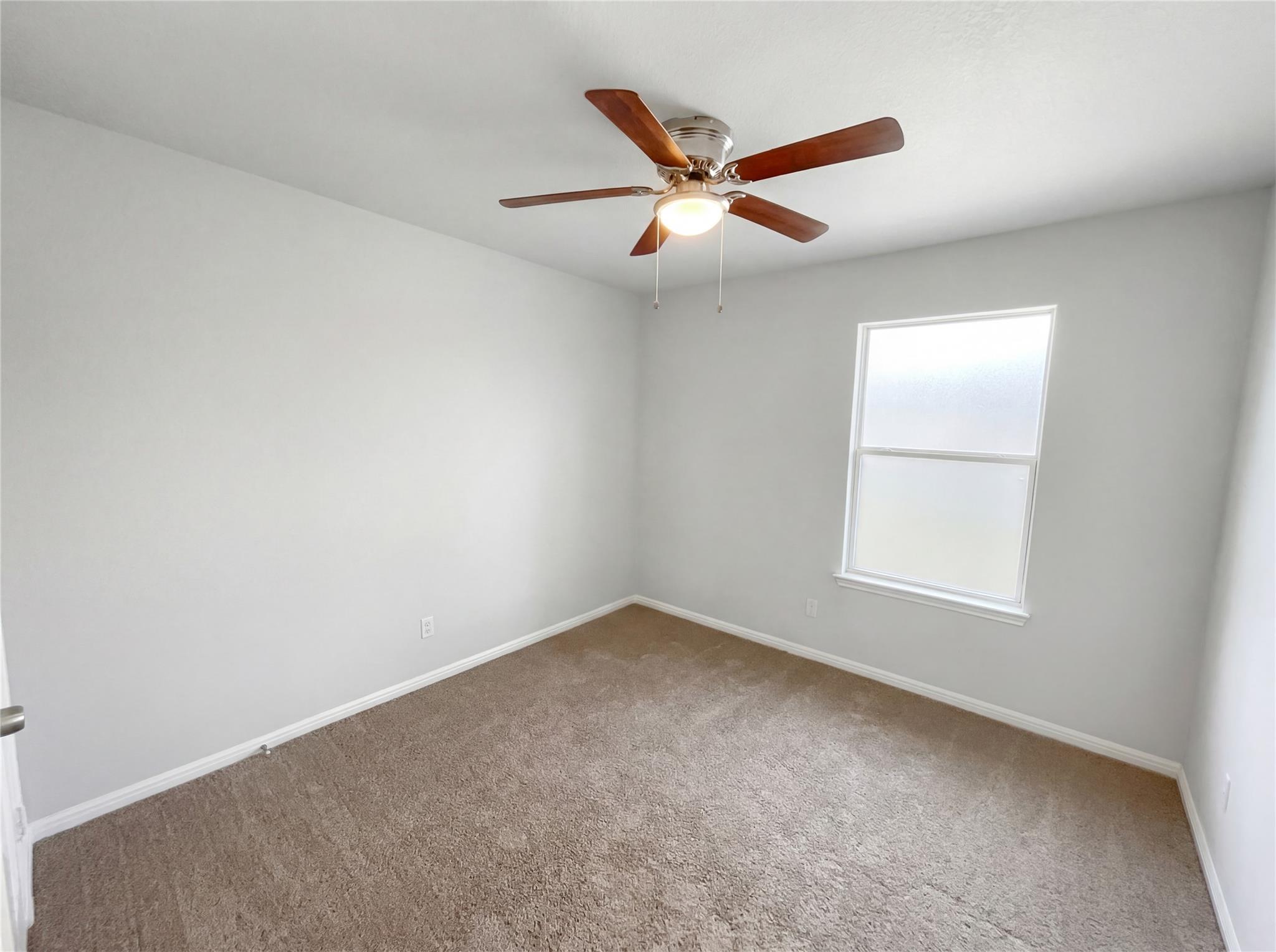 1516 Gatlinburg Dr, Pflugerville, TX 78660