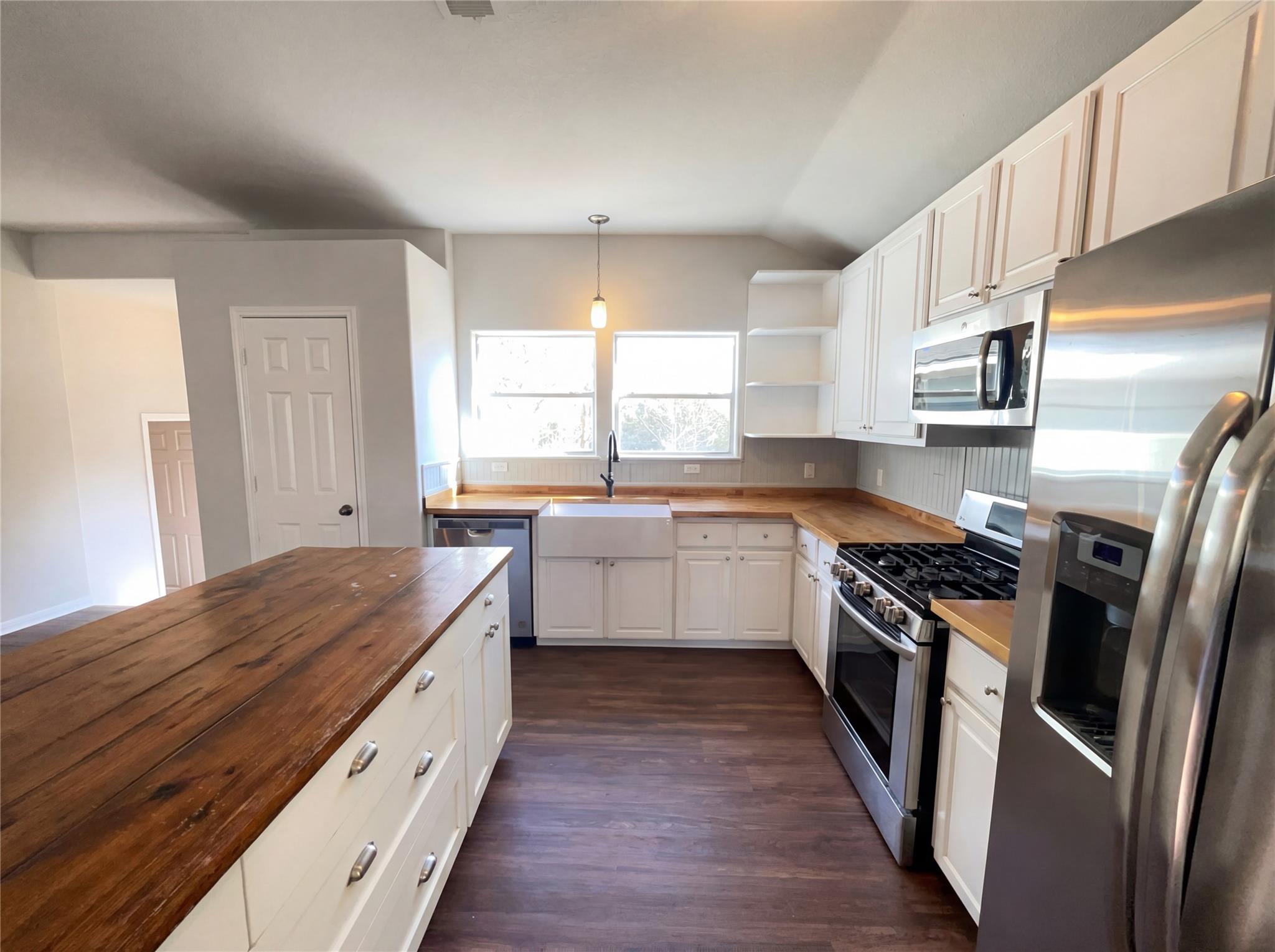 1516 Gatlinburg Dr, Pflugerville, TX 78660