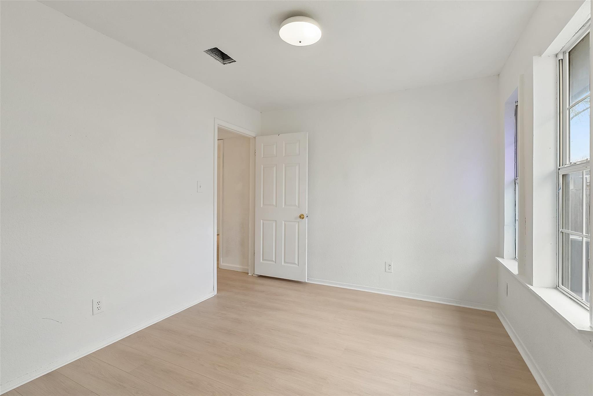 1010 N Bird Creek Dr # B, Austin, TX 78758