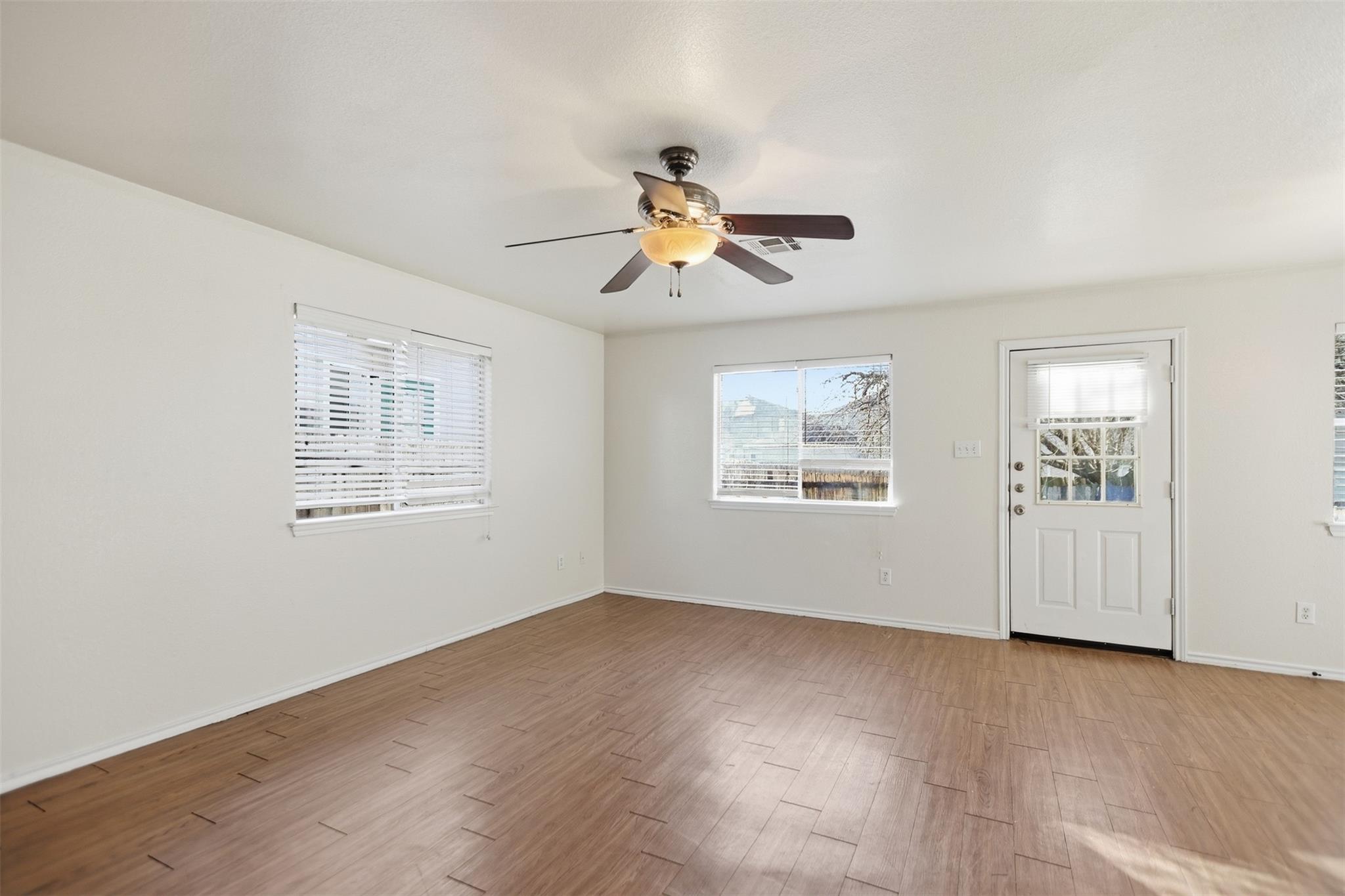 844-846 Sagewood Trl, San Marcos, TX 78666