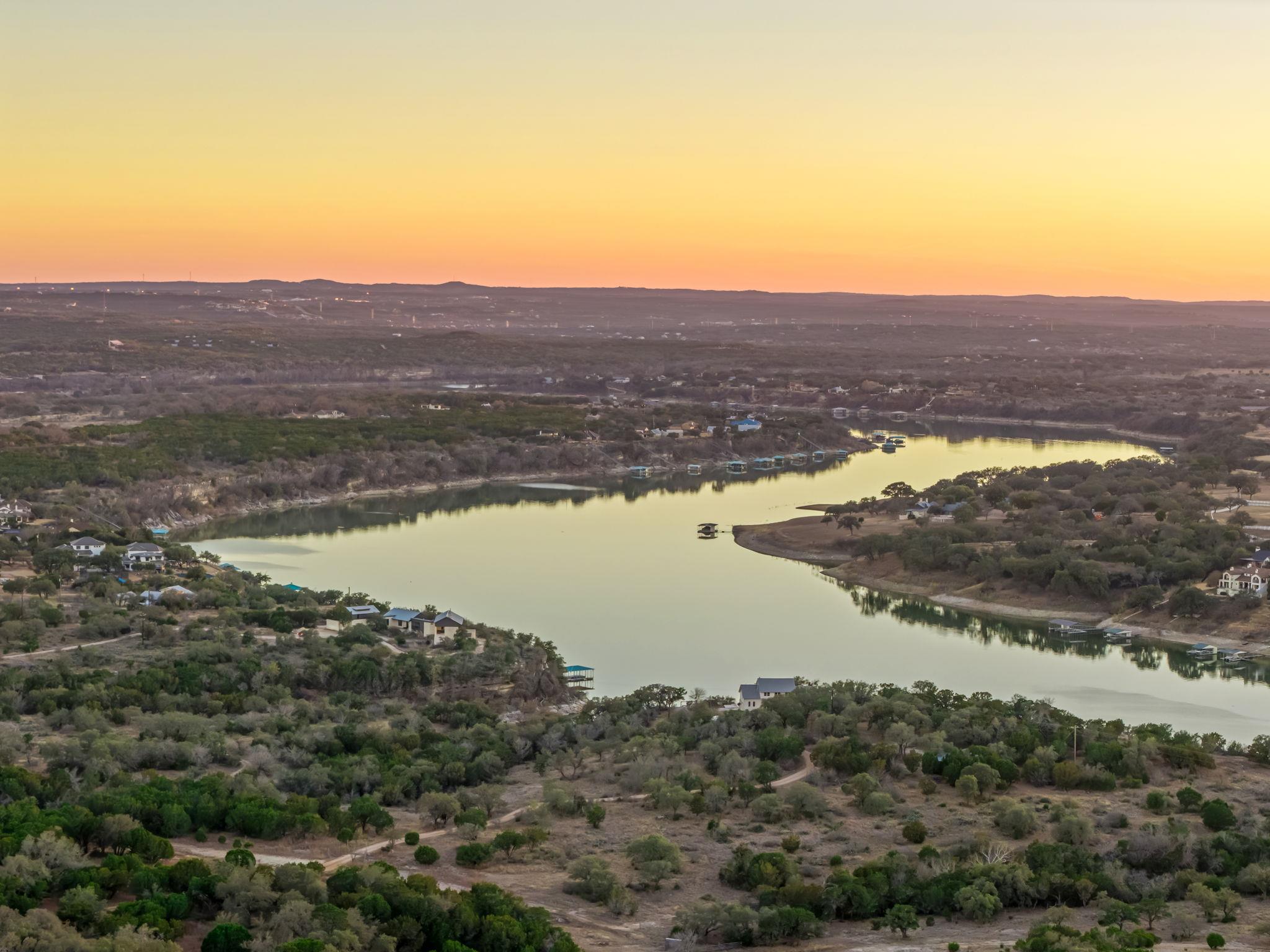 4300 Travis Peak Trl, Marble Falls, TX 78654