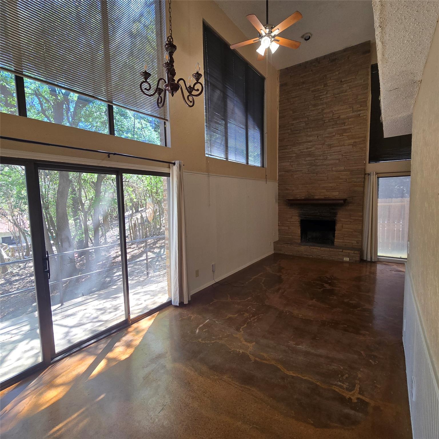 801 Old Ranch Road 12, San Marcos, TX 78666