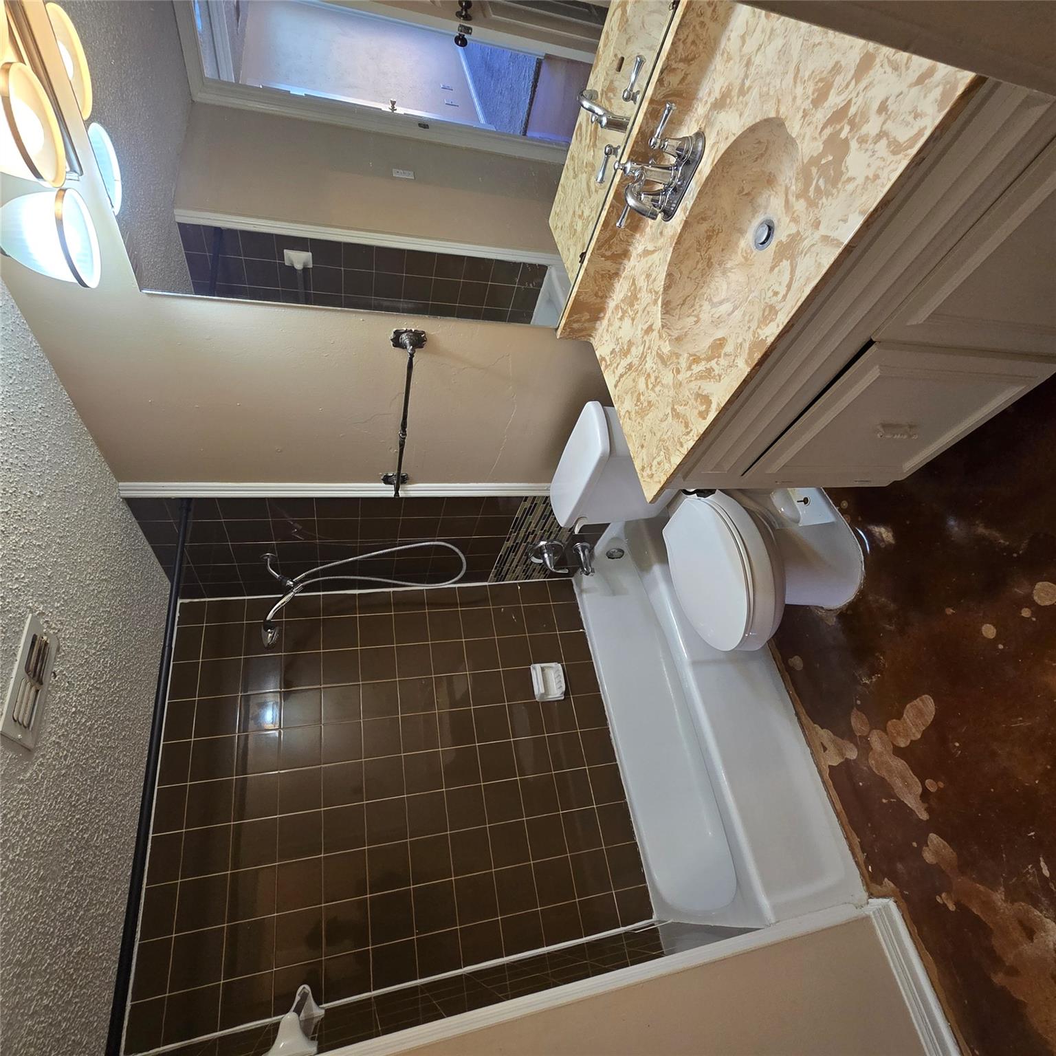 801 Old Ranch Road 12, San Marcos, TX 78666