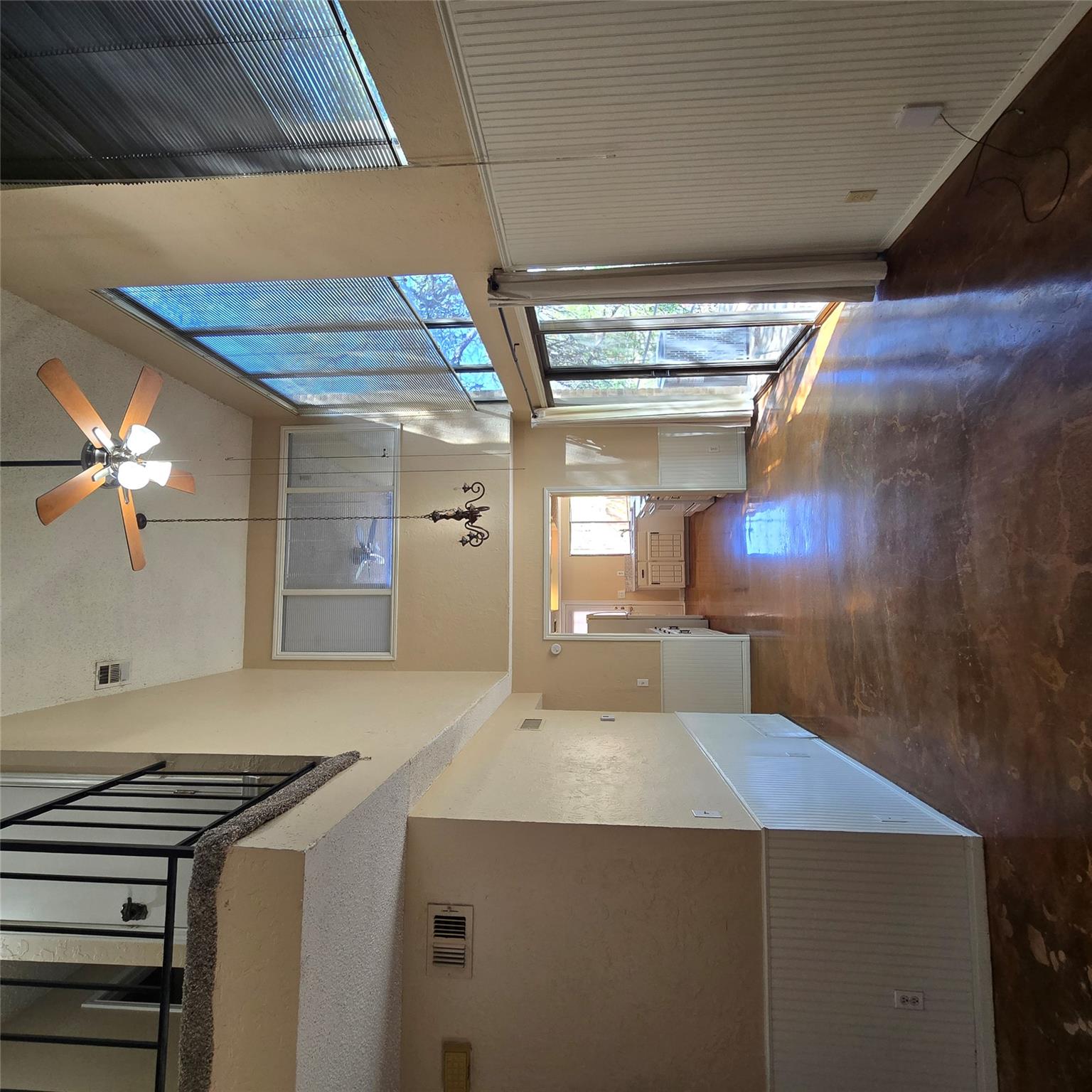 801 Old Ranch Road 12, San Marcos, TX 78666