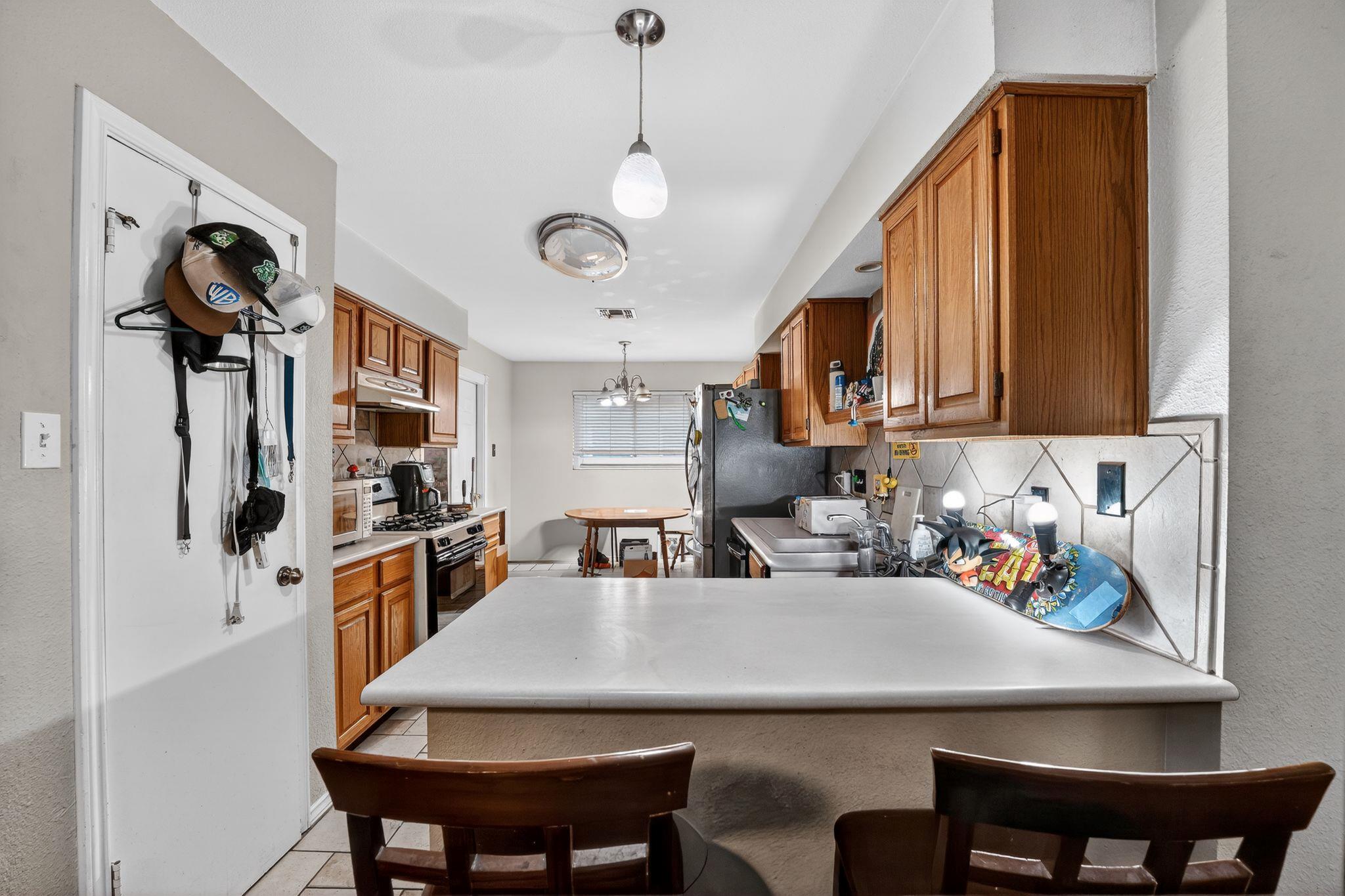 7113 Dallas Dr, Austin, TX 78729