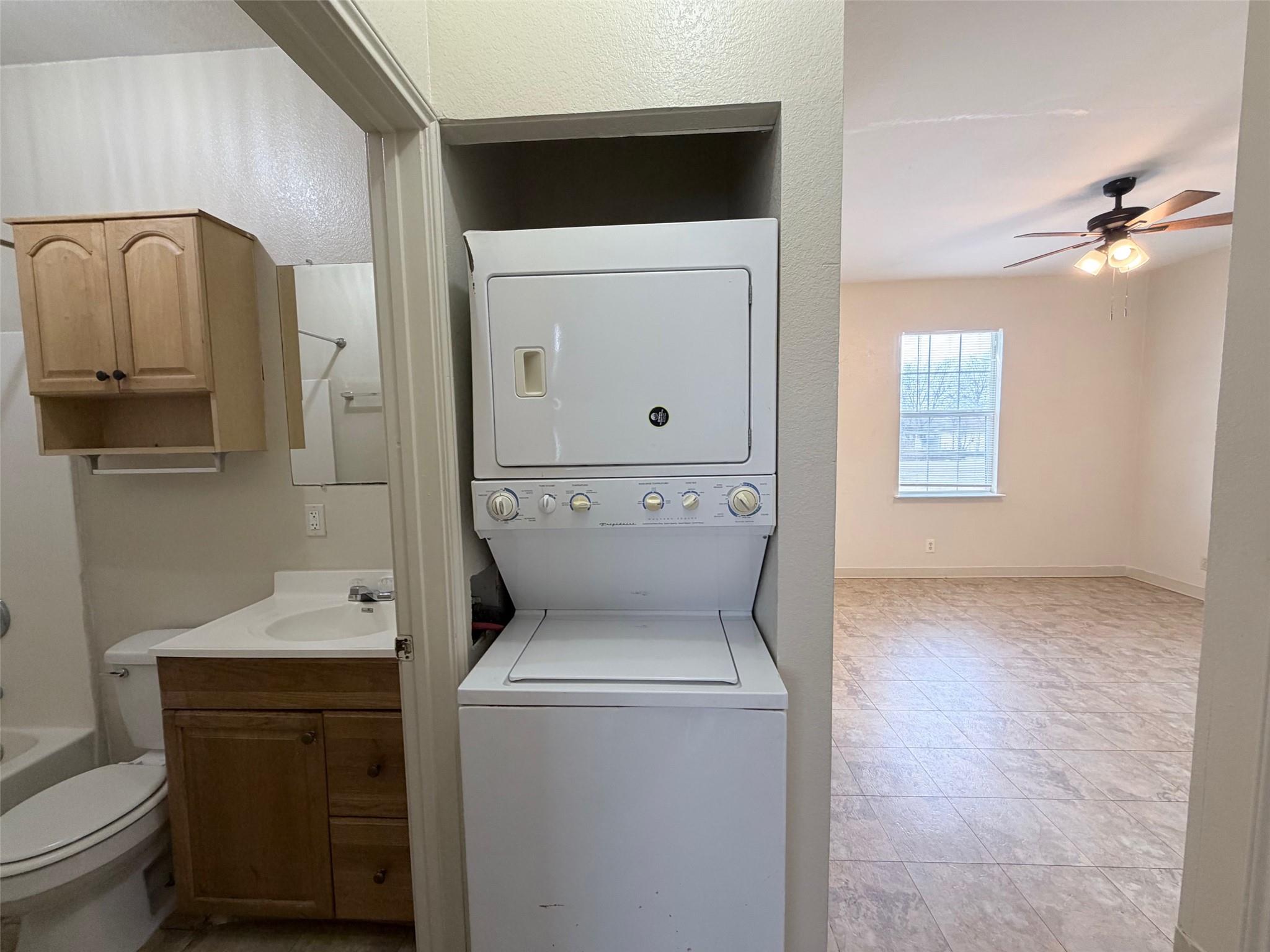 251 Zimmerman Ave # C, Bastrop, TX 78602