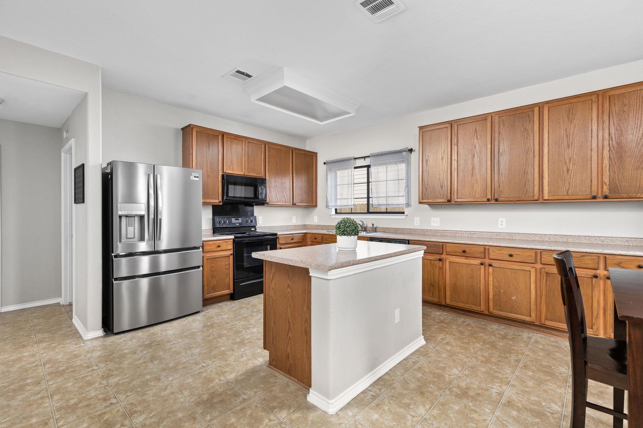 1660 Bayland St, Round Rock, TX 78664