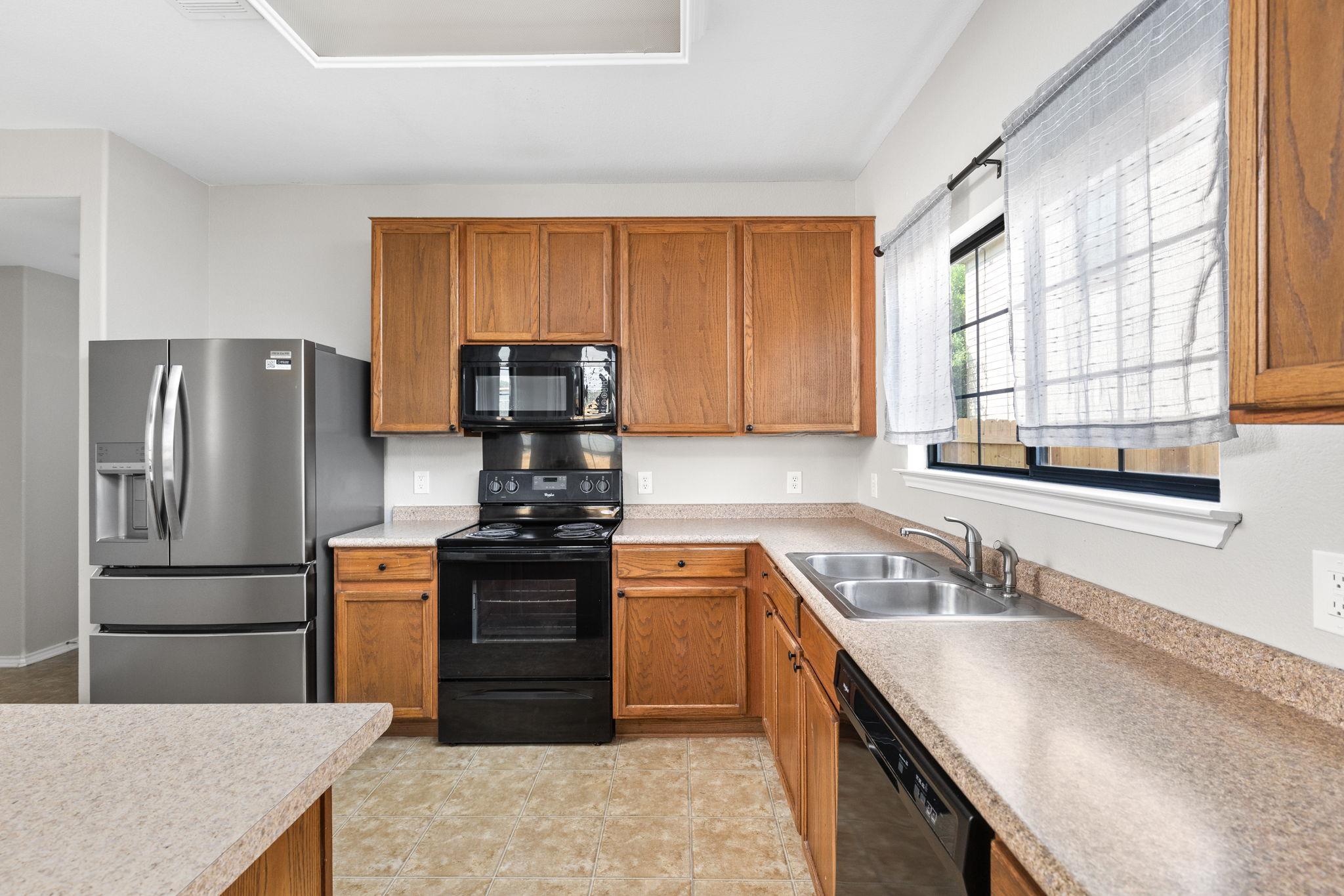 1660 Bayland St, Round Rock, TX 78664