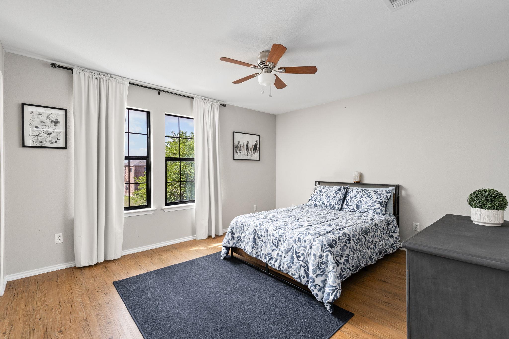 1660 Bayland St, Round Rock, TX 78664