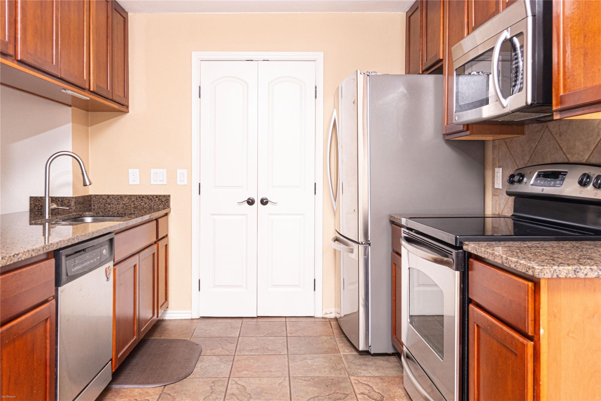 6700 Cooper Ln # 11, Austin, TX 78745