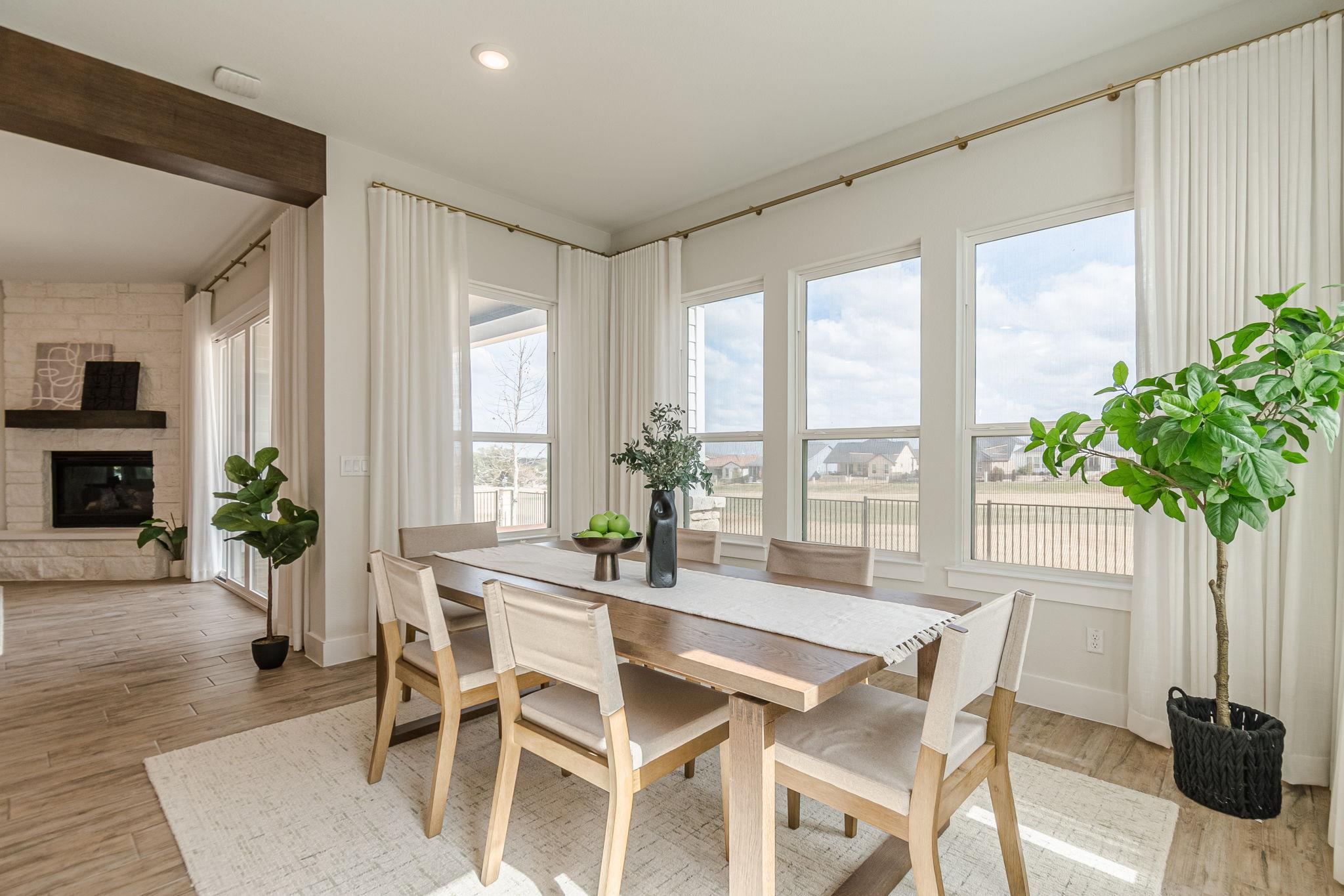 1316 Dancing Oak Ln, San Marcos, TX 78666