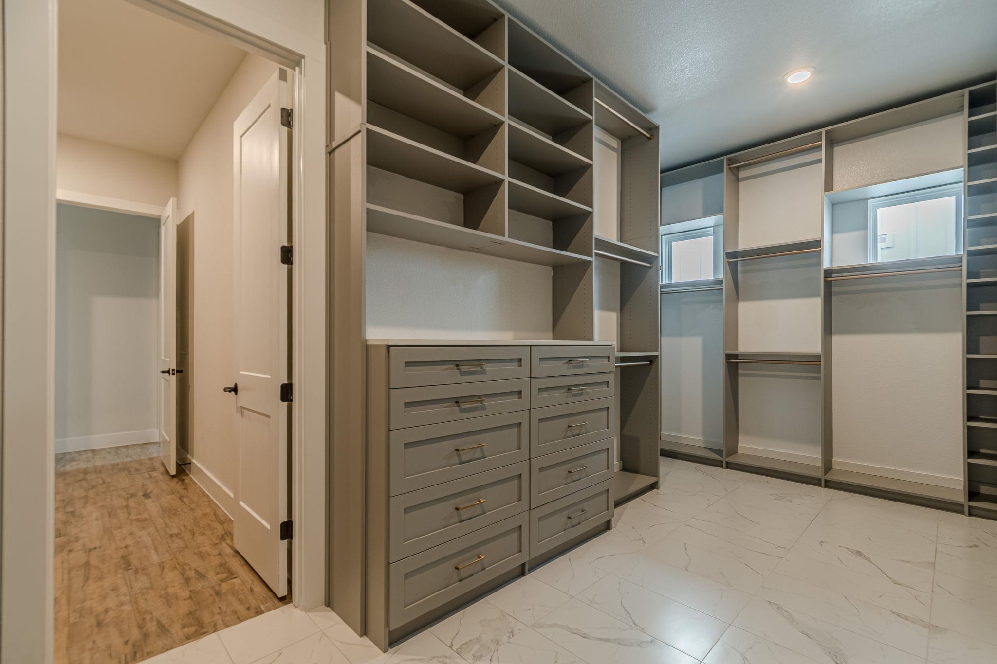 1316 Dancing Oak Ln, San Marcos, TX 78666