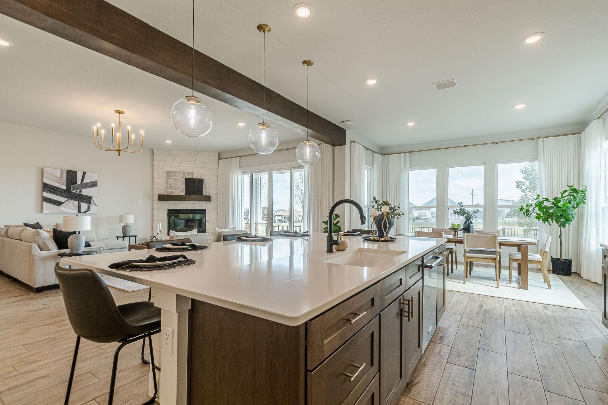 1316 Dancing Oak Ln, San Marcos, TX 78666