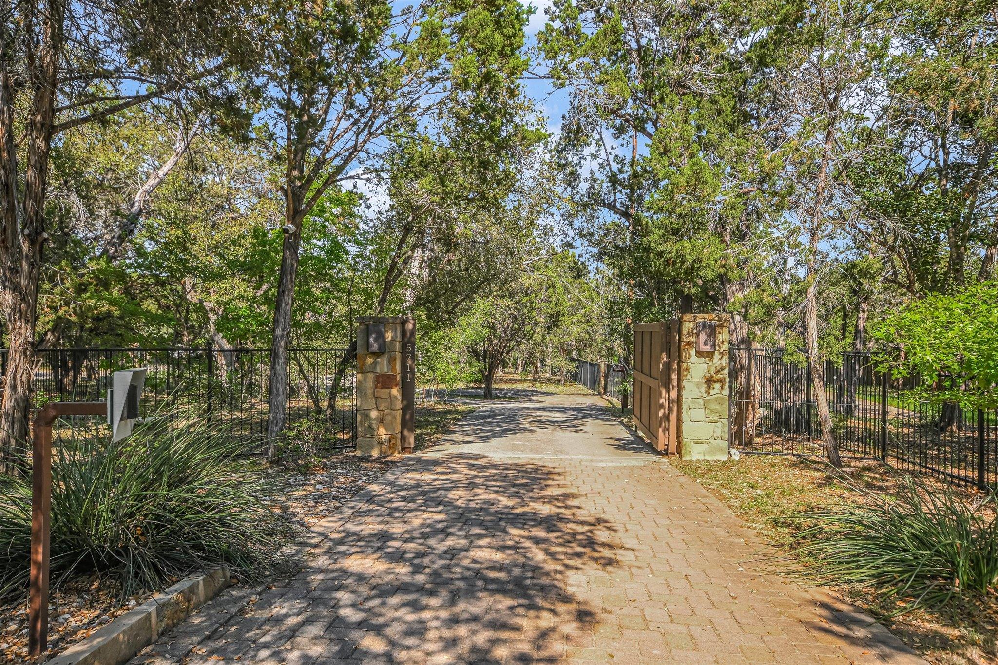 5711 Pool Canyon Cv, Austin, TX 78734