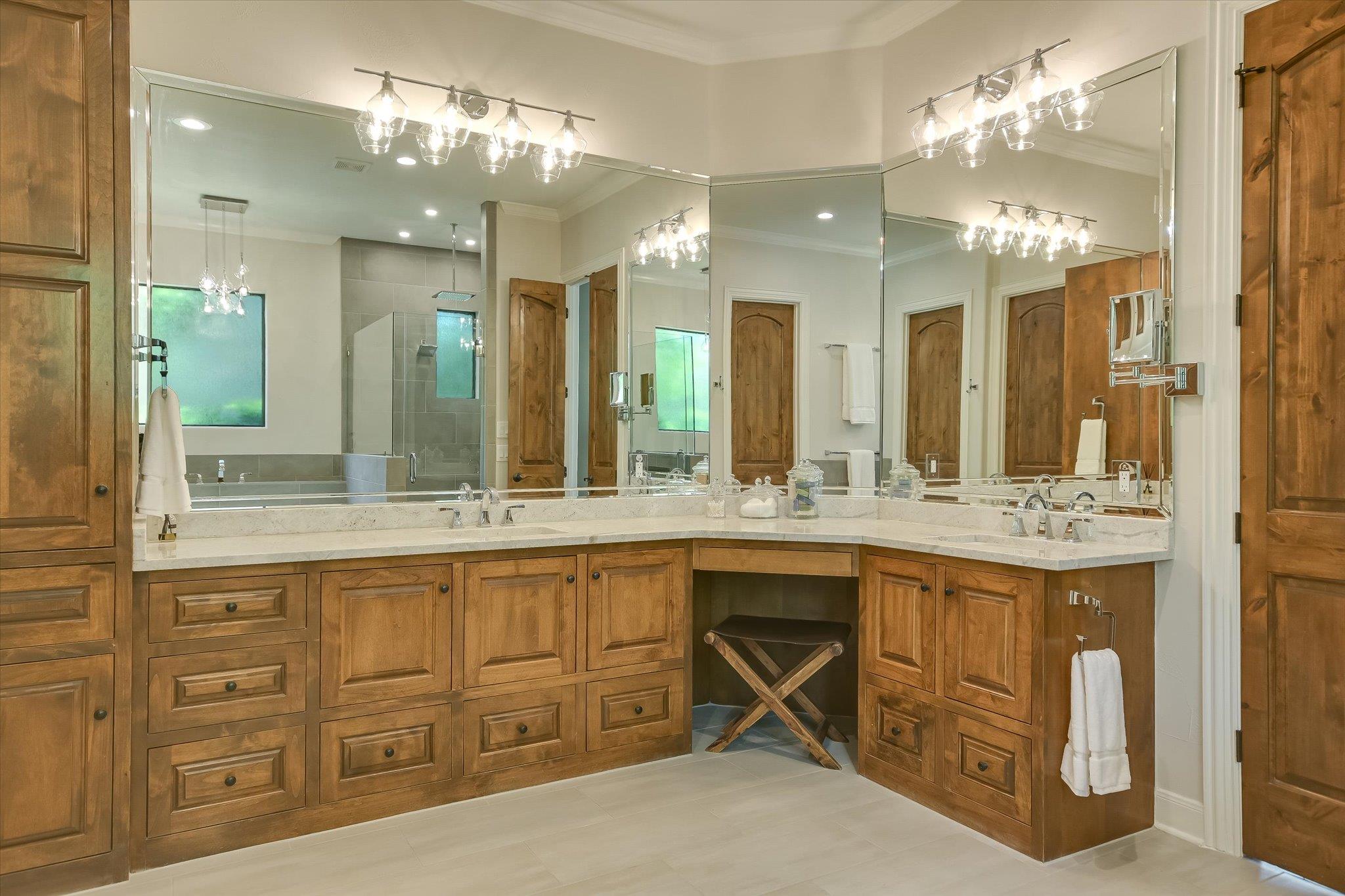 5711 Pool Canyon Cv, Austin, TX 78734