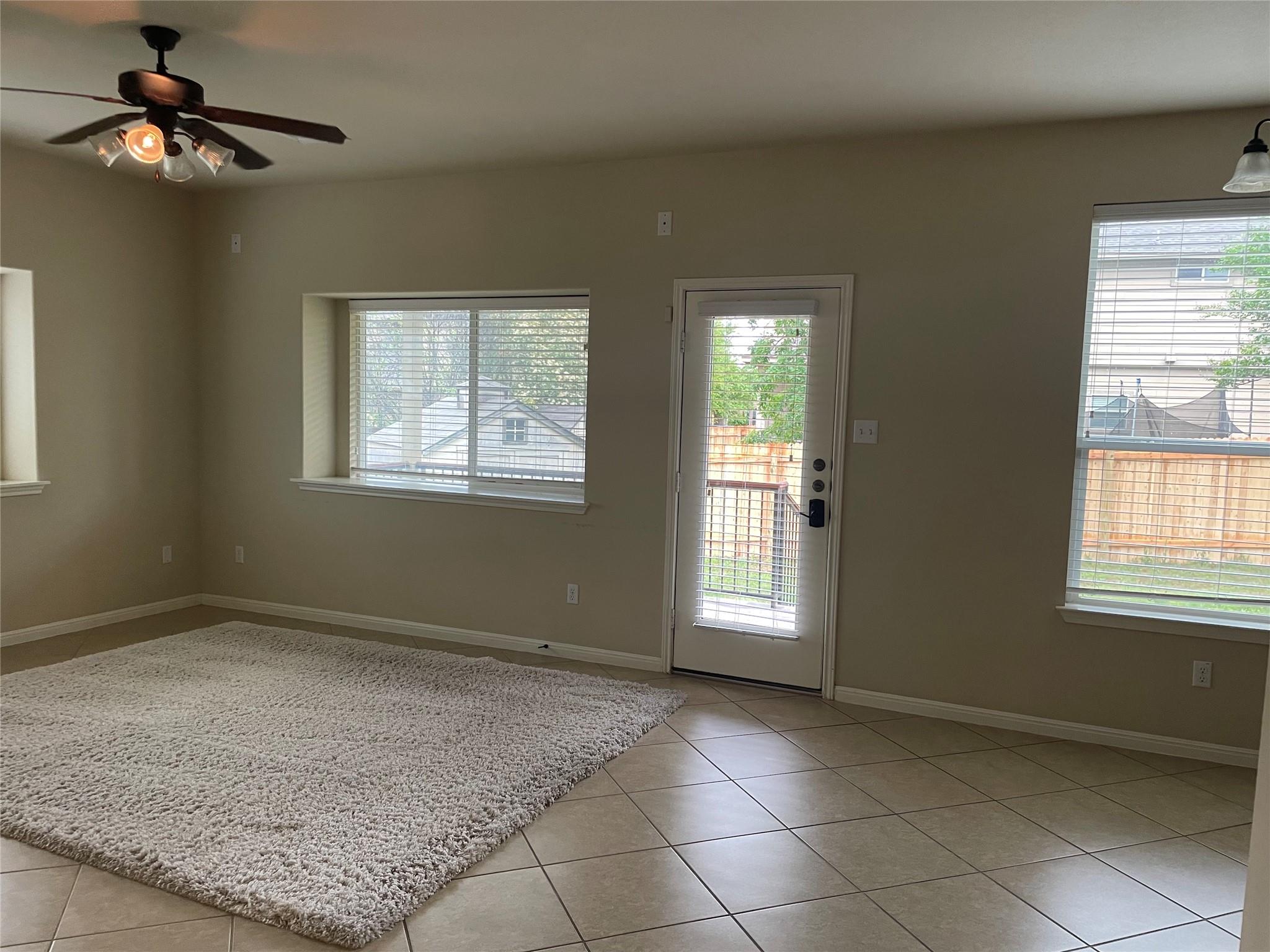 102 Sandy Lyle Cv, Round Rock, TX 78664