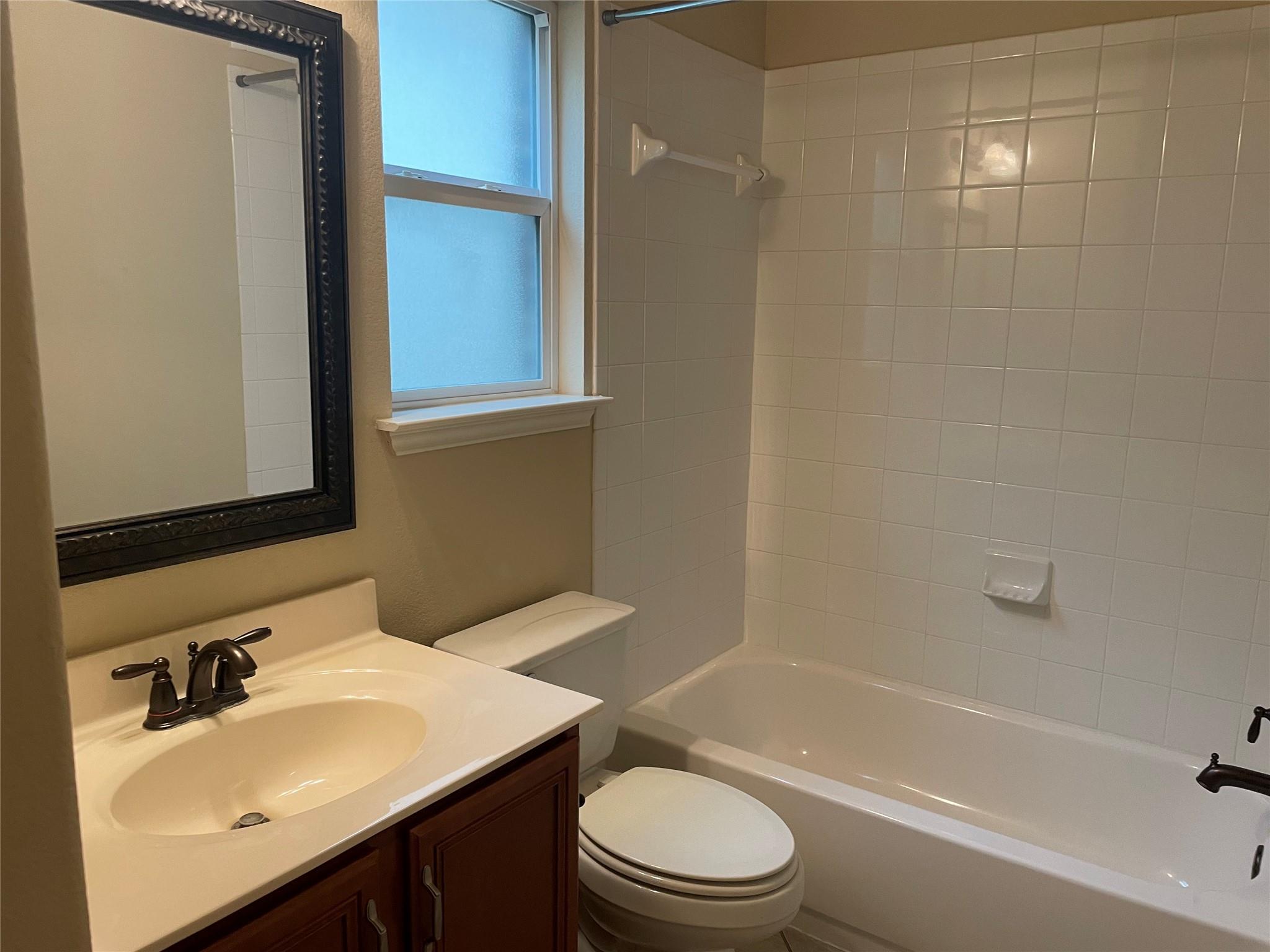 102 Sandy Lyle Cv, Round Rock, TX 78664