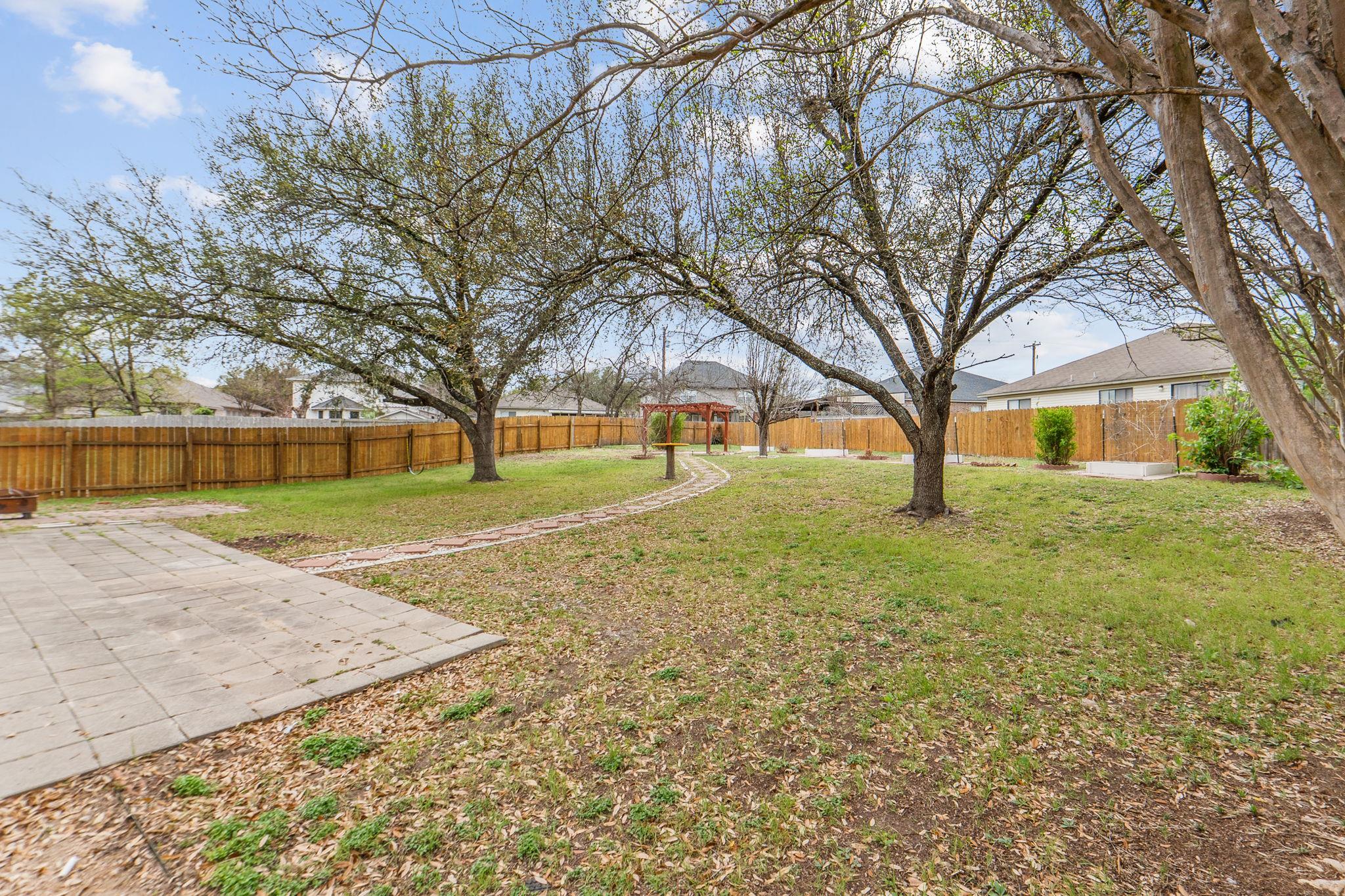 805 Catumet Dr, Pflugerville, TX 78660