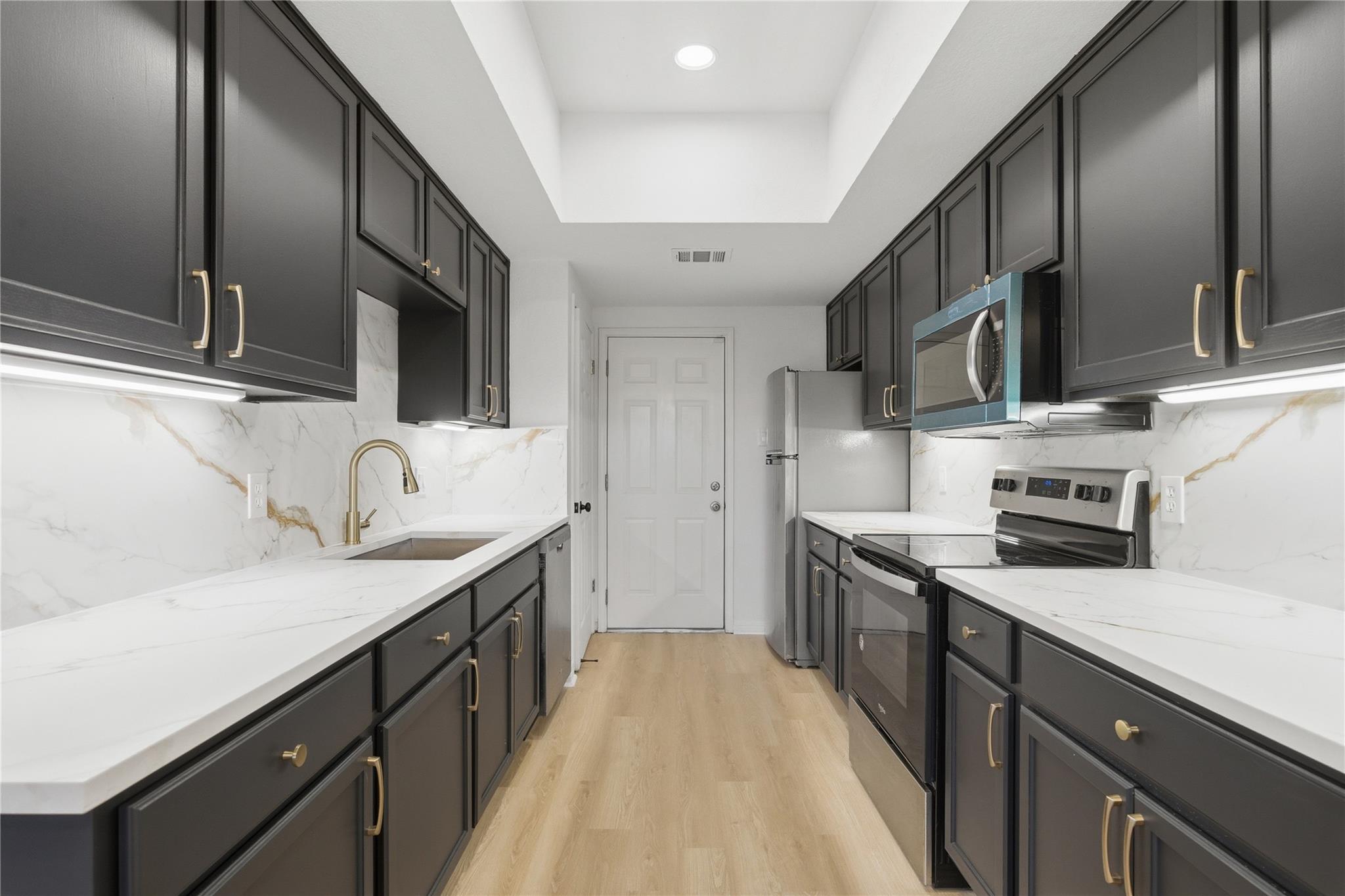 2622 Gwendolyn Ln # B, Austin, TX 78748