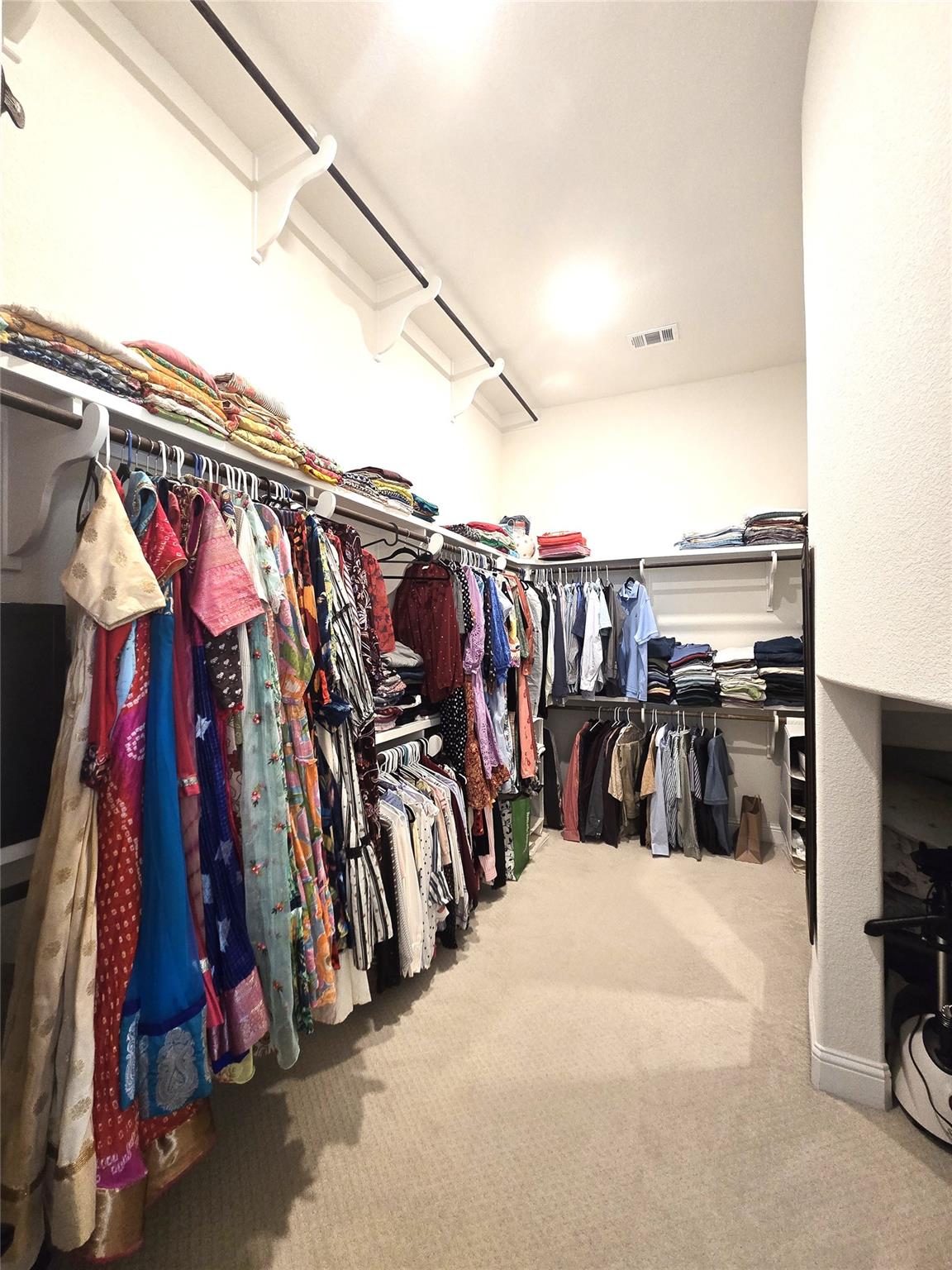 2900 Zoysia Dr, Leander, TX 78641