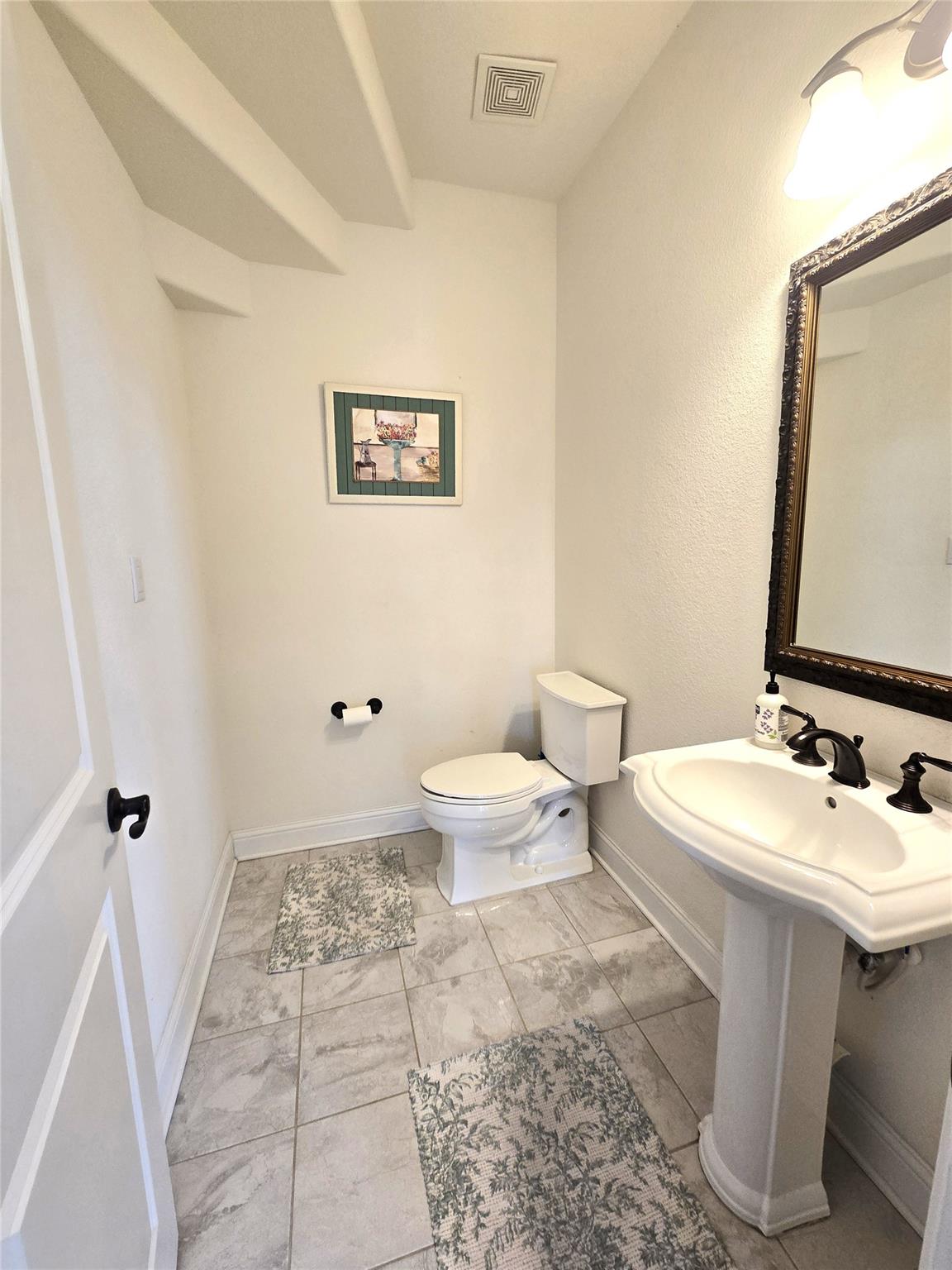 2900 Zoysia Dr, Leander, TX 78641