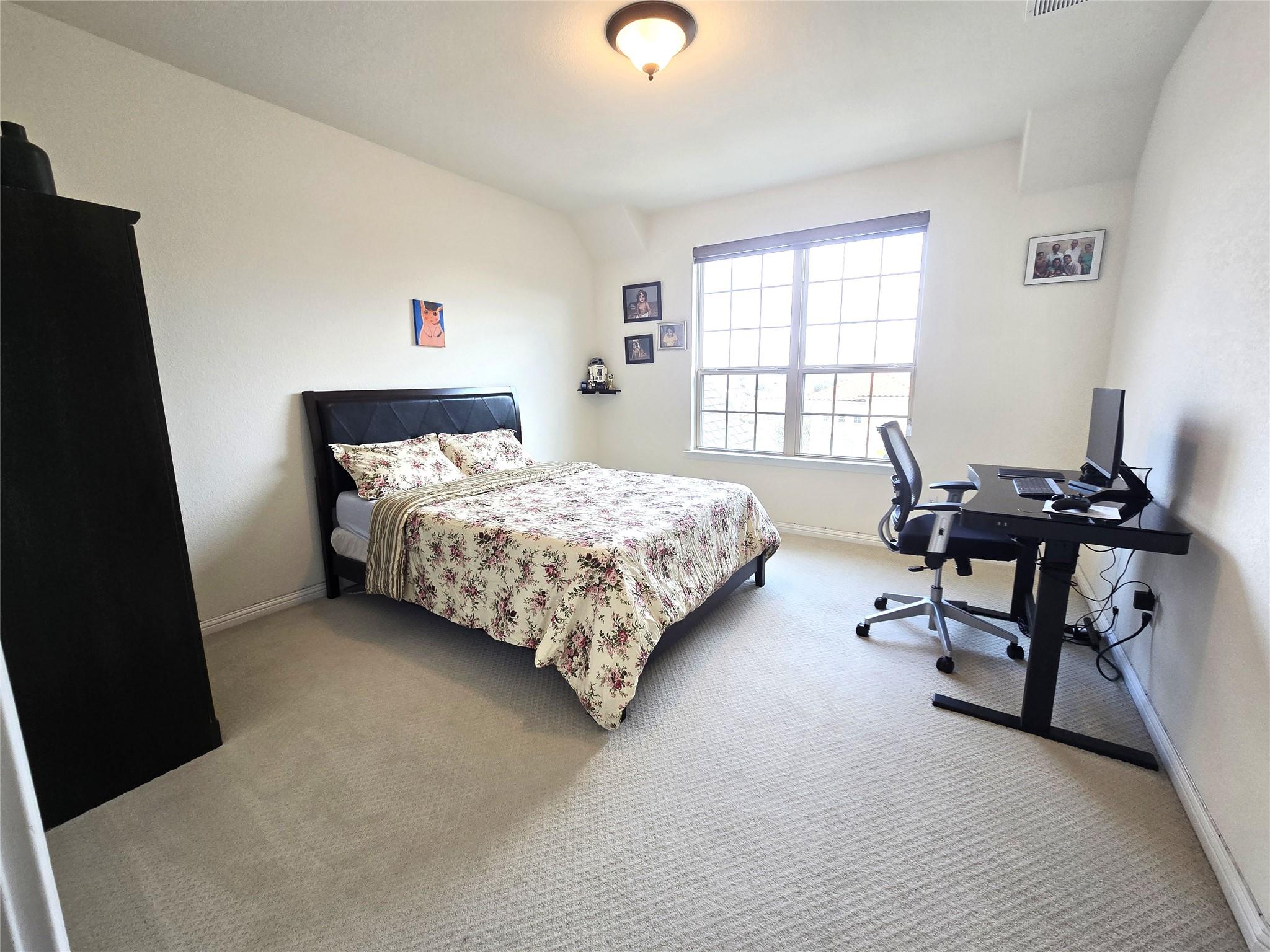 2900 Zoysia Dr, Leander, TX 78641