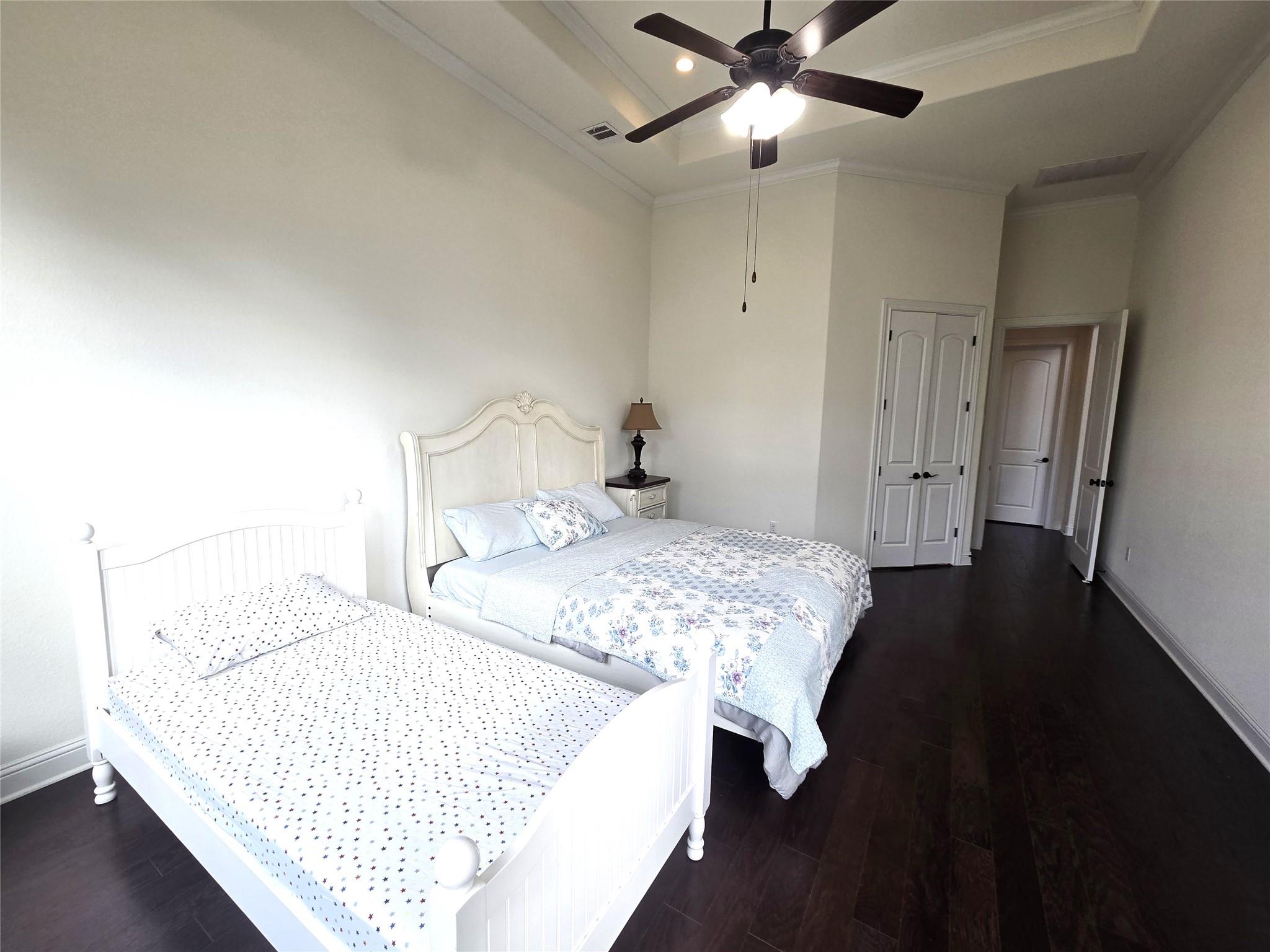 2900 Zoysia Dr, Leander, TX 78641