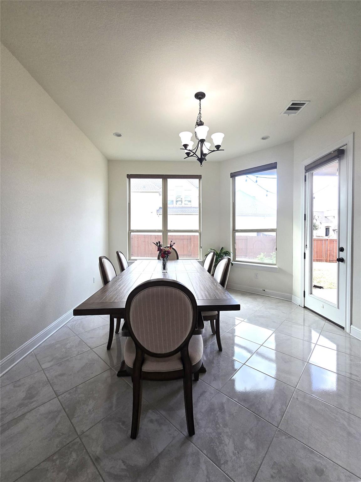 2900 Zoysia Dr, Leander, TX 78641