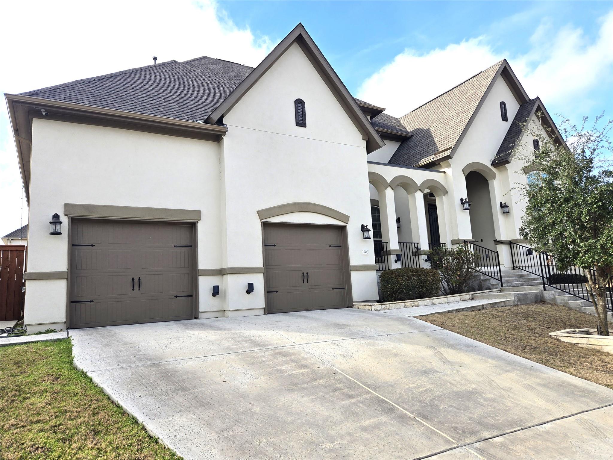 2900 Zoysia Dr, Leander, TX 78641