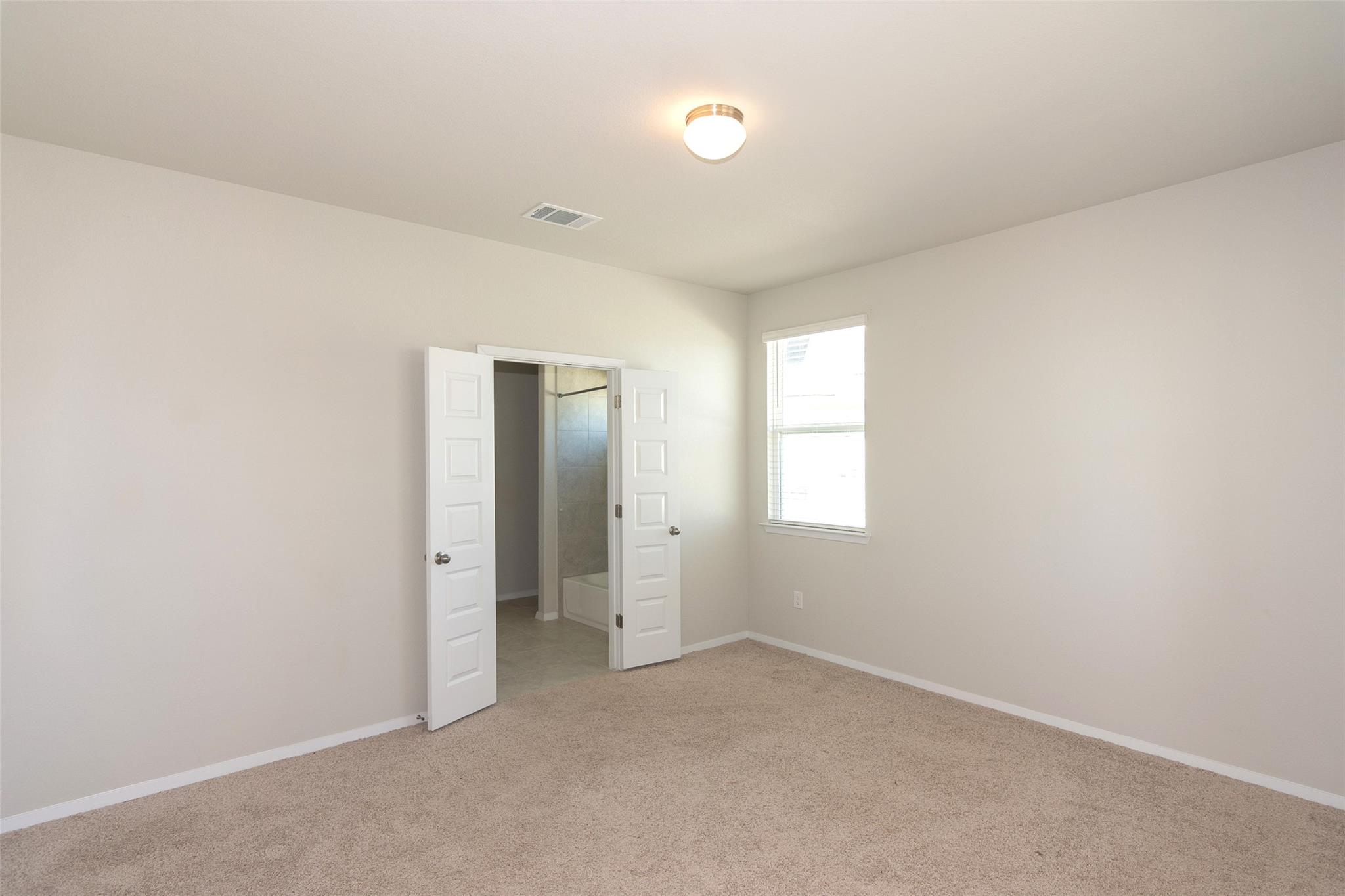 350 Fabion St, Kyle, TX 78640