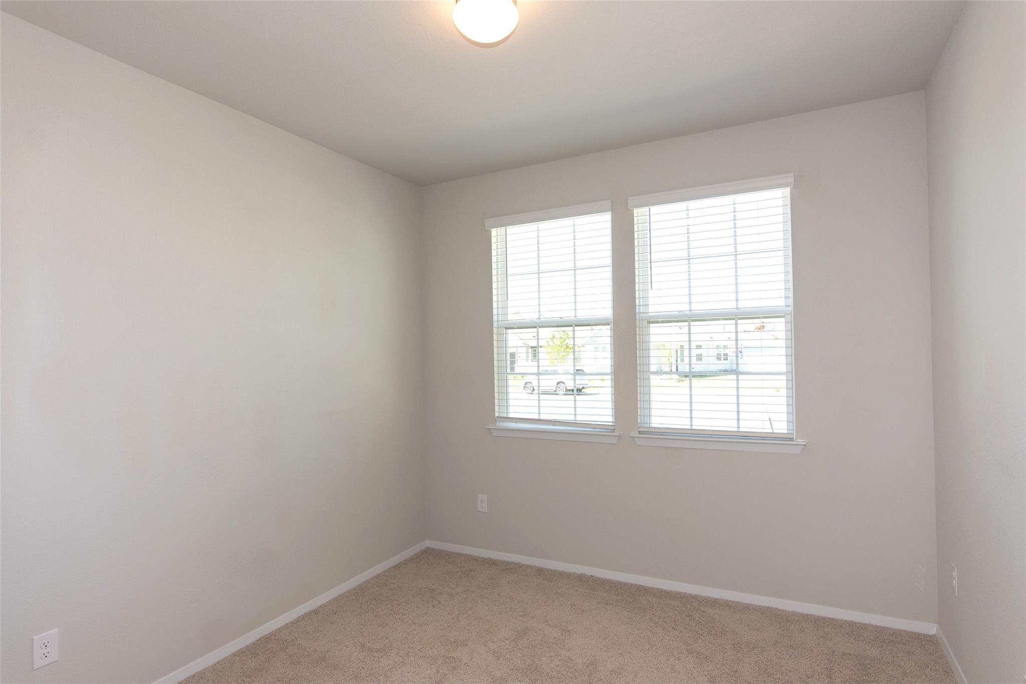 350 Fabion St, Kyle, TX 78640