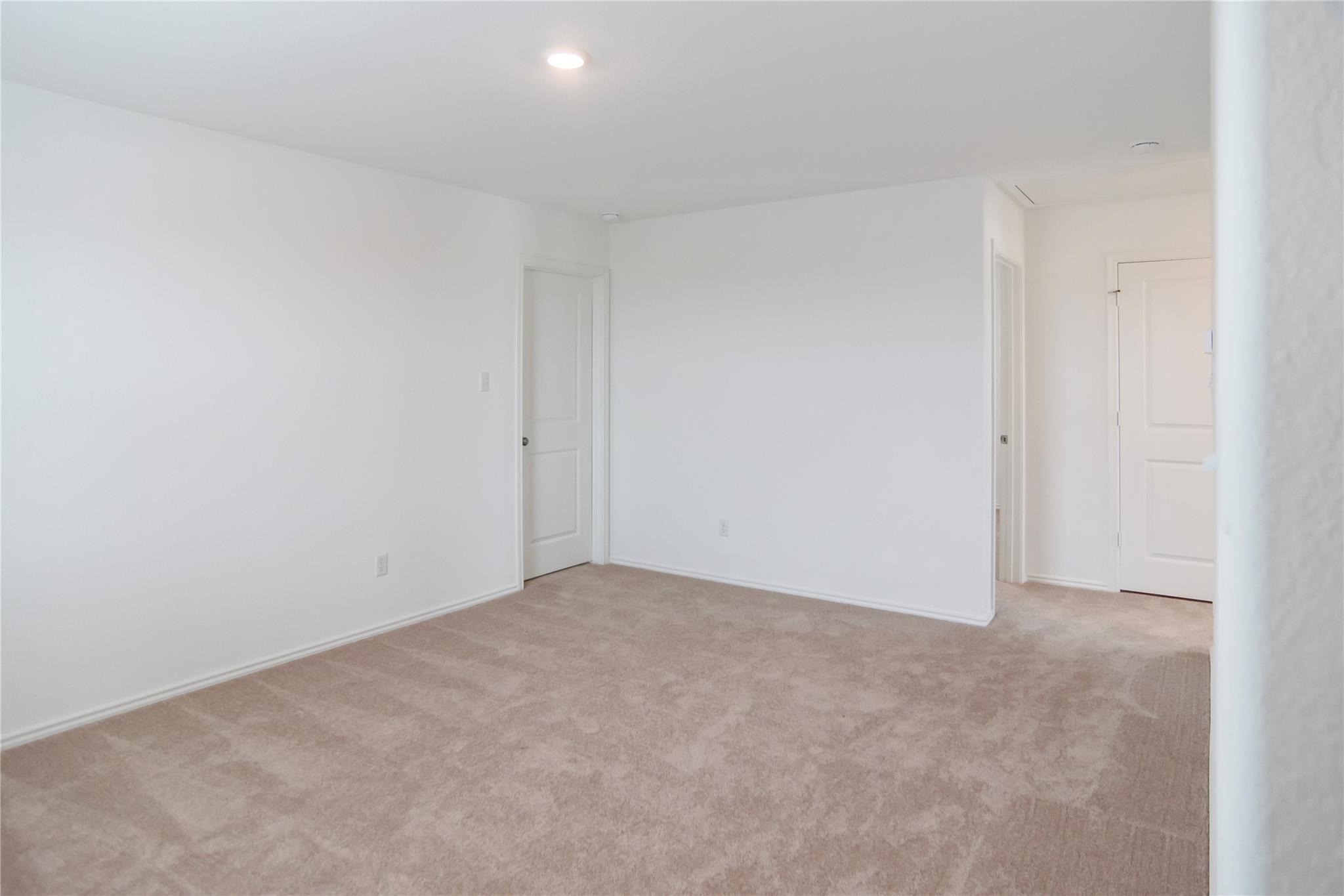 112 Dollars Dr, Jarrell, TX 76537