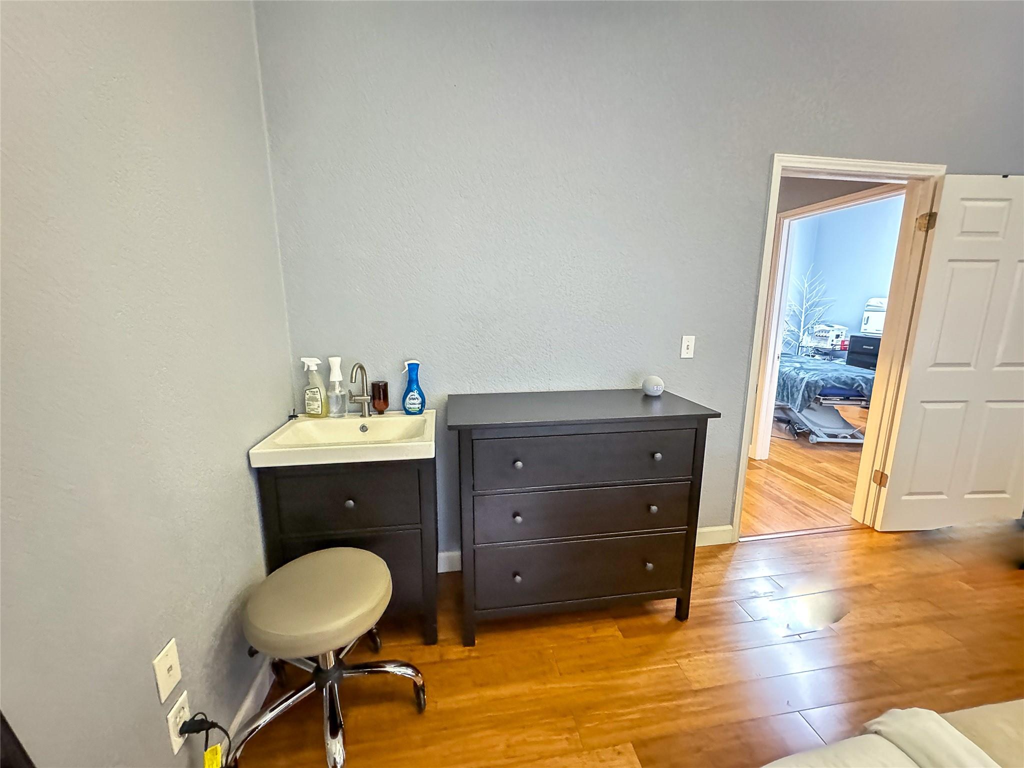 600 Round Rock West Dr # 402, Round Rock, TX 78681