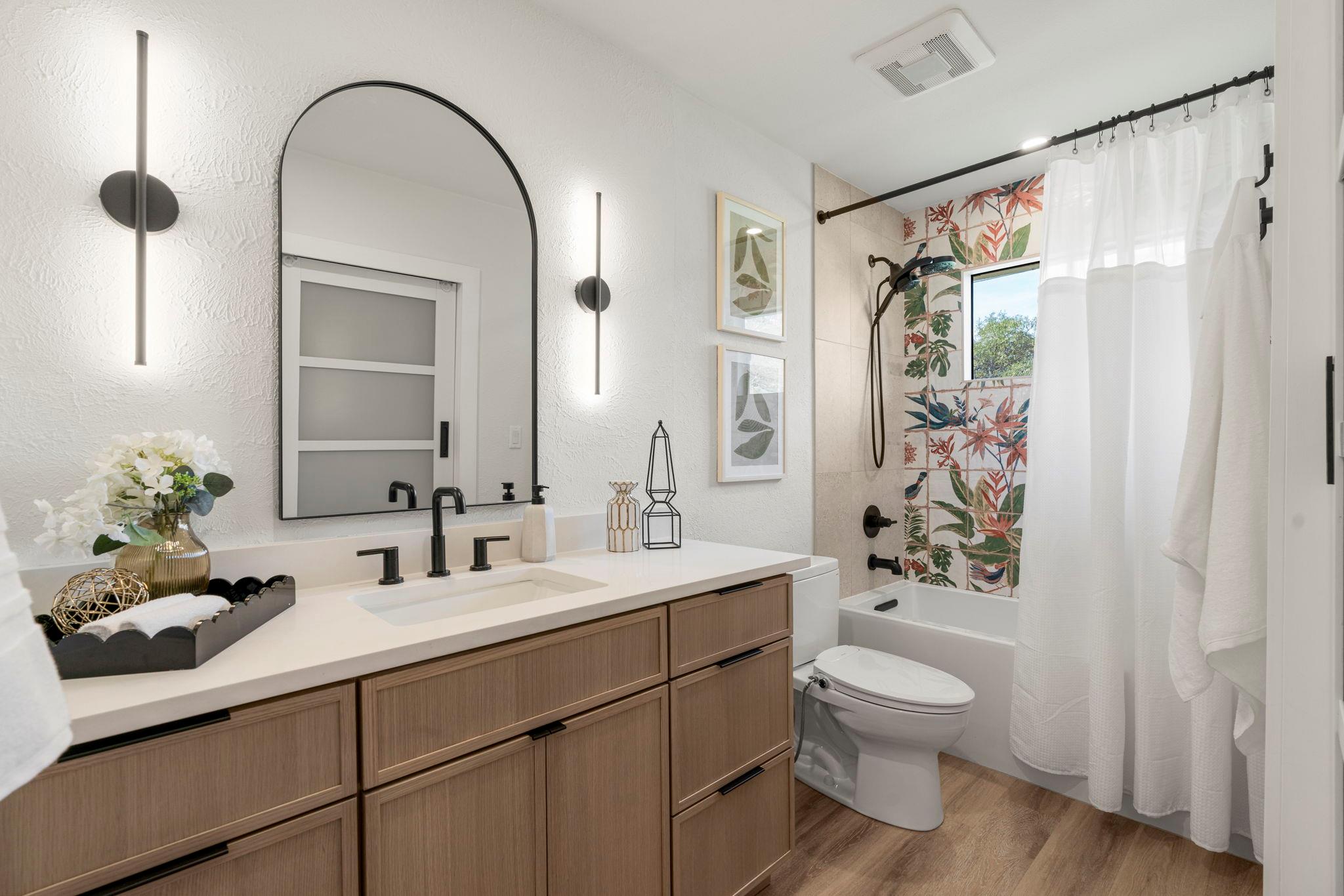 4911 White Elm Dr, Austin, TX 78749